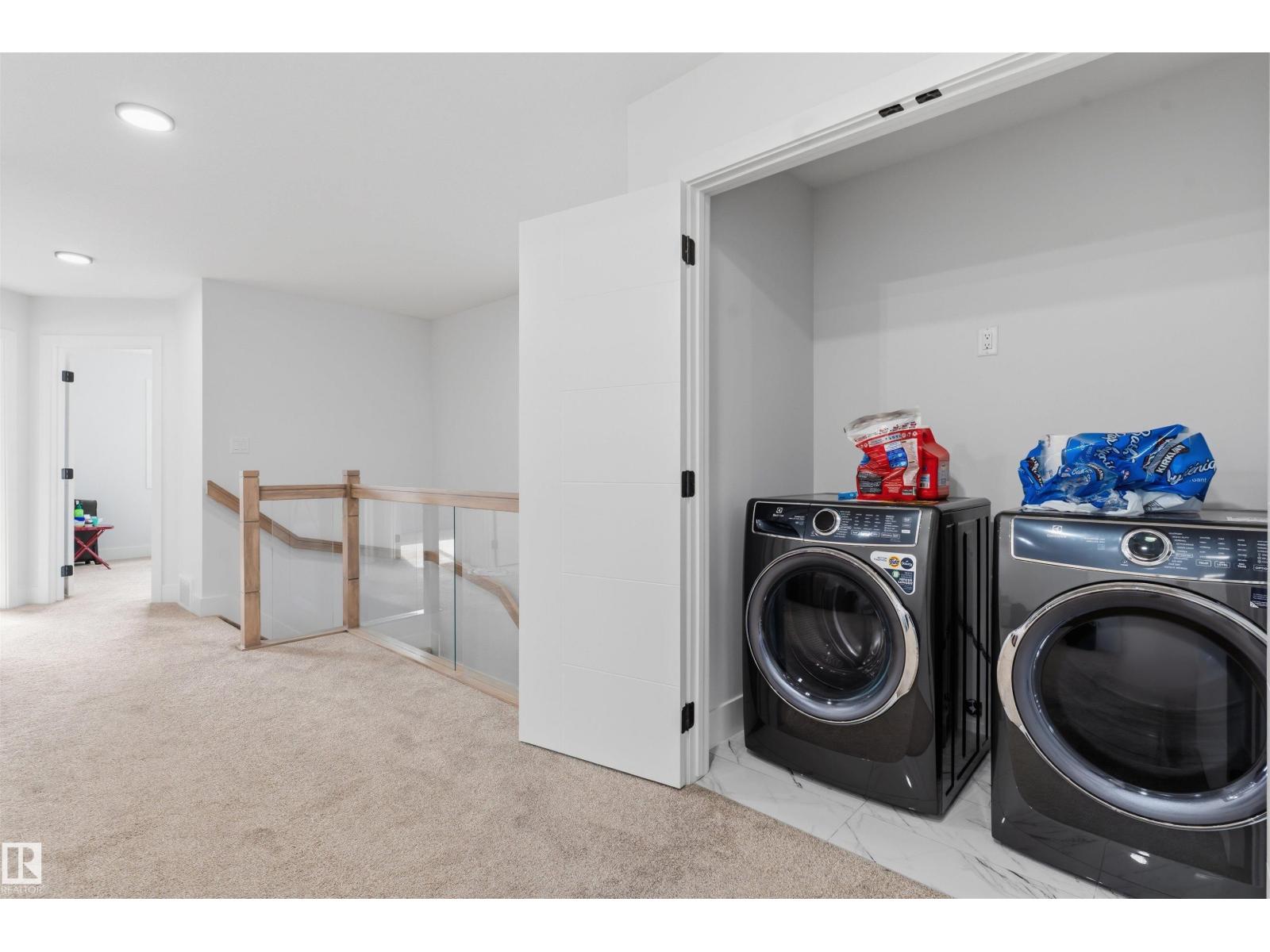4373 37 St Property Photo 26