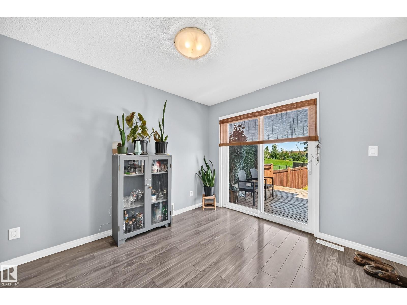2305 68 St Sw Property Photo 16