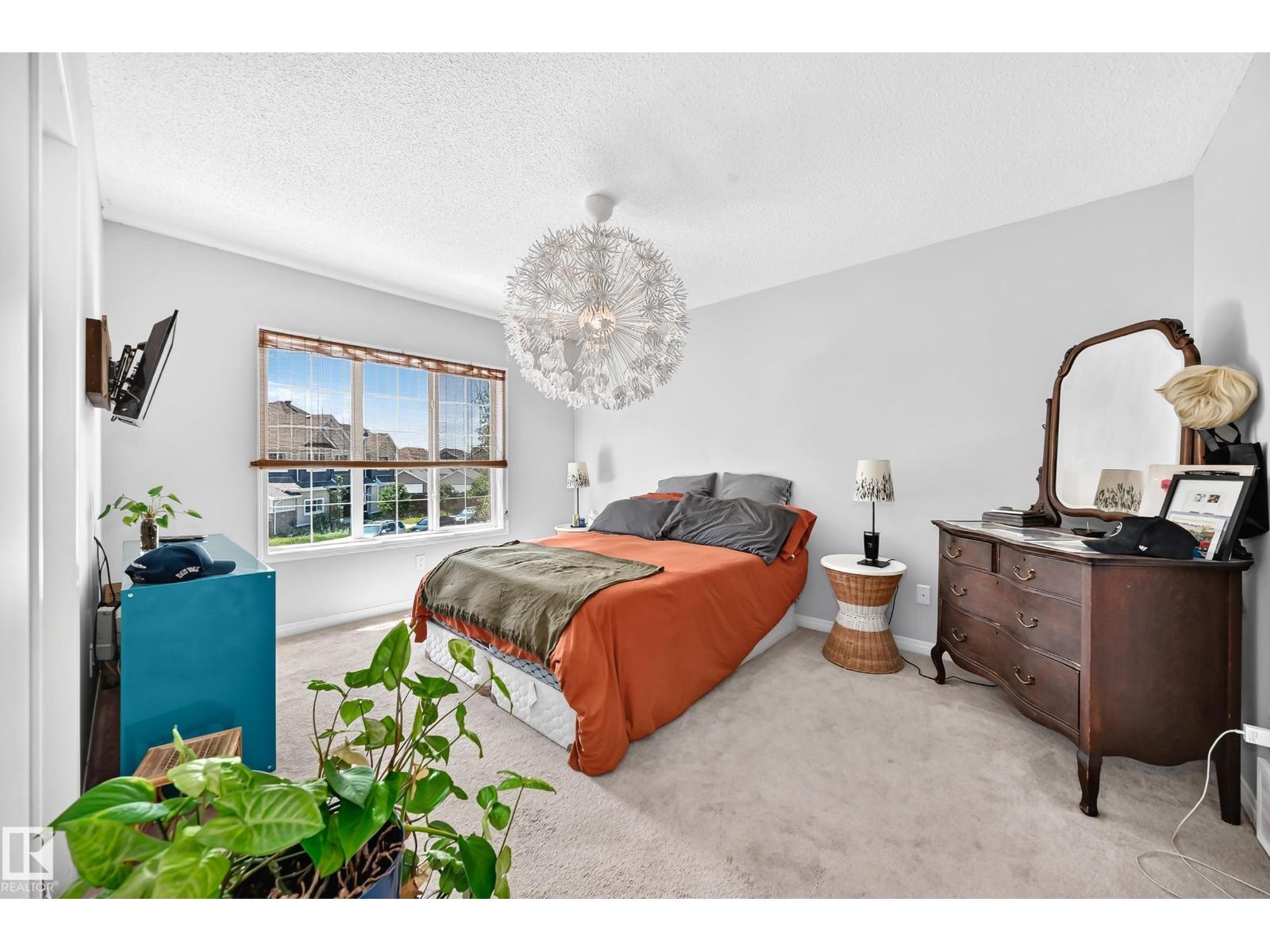2305 68 St Sw Property Photo 20