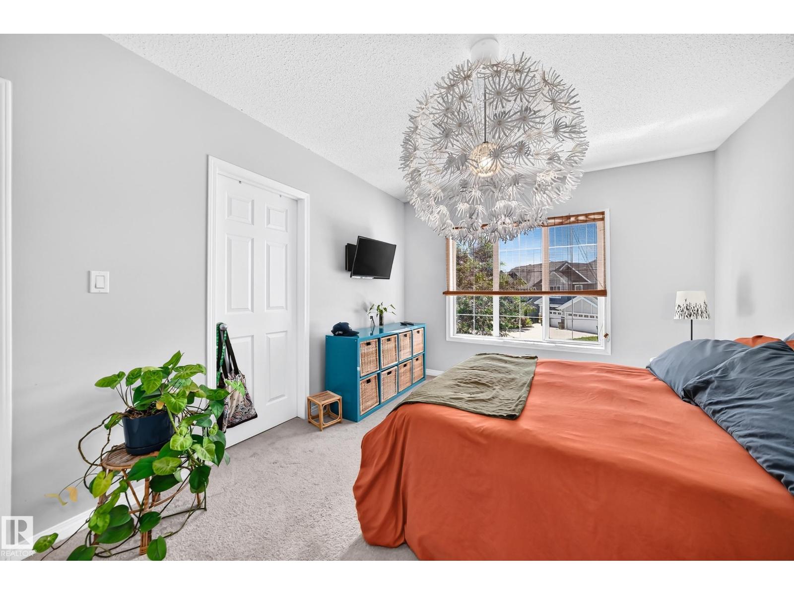 2305 68 St Sw Property Photo 21