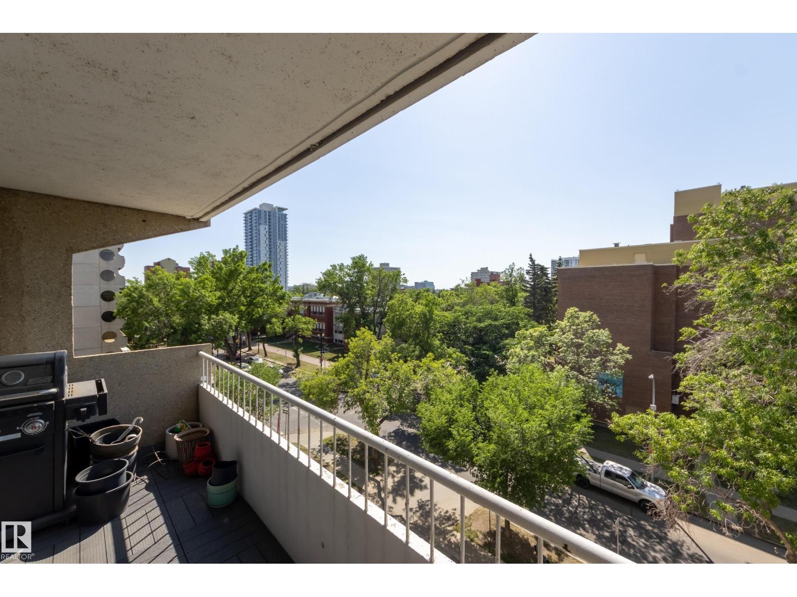 #504 9909 110 St Nw Property Photo 1