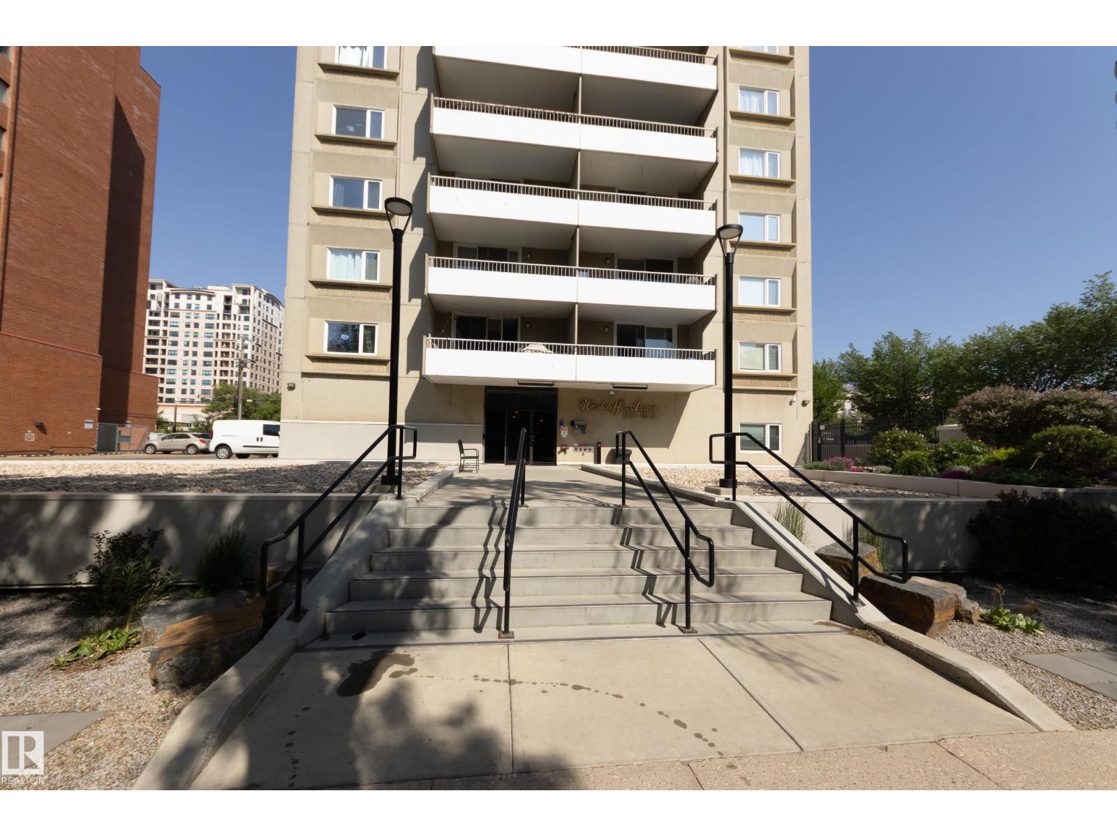 #504 9909 110 St Nw Property Photo 4