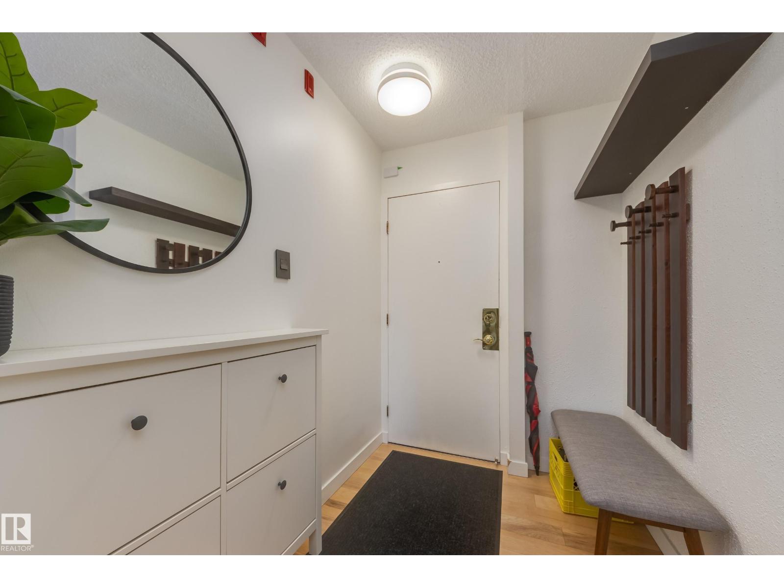 #504 9909 110 St Nw Property Photo 7