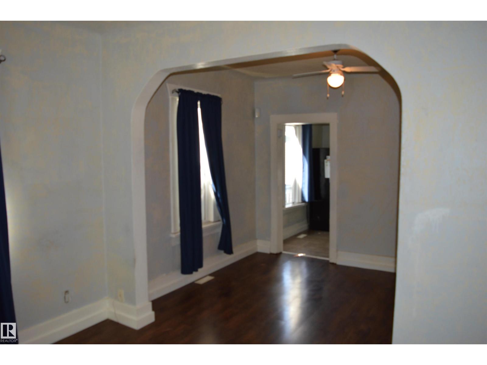 11920 78 St Nw Property Photo 2