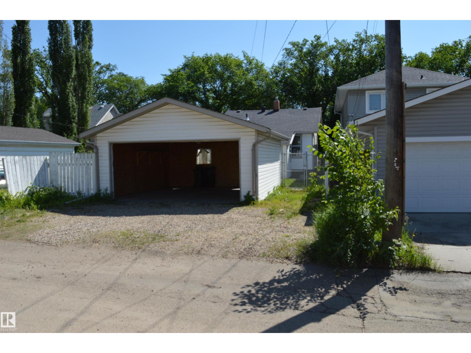 11920 78 St Nw Property Photo 16