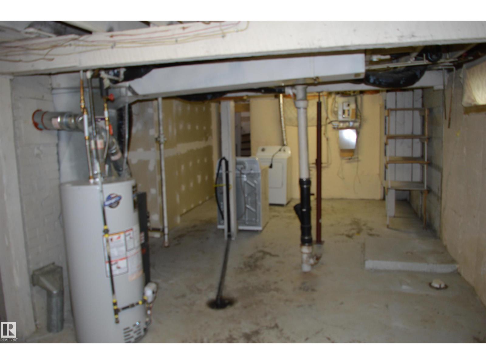 11920 78 St Nw Property Photo 21