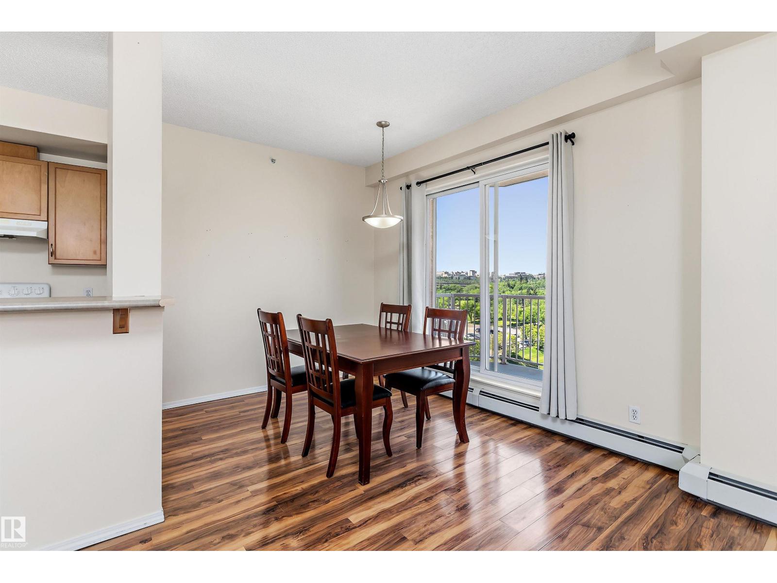 #1002 9707 105 St Nw Property Photo 6