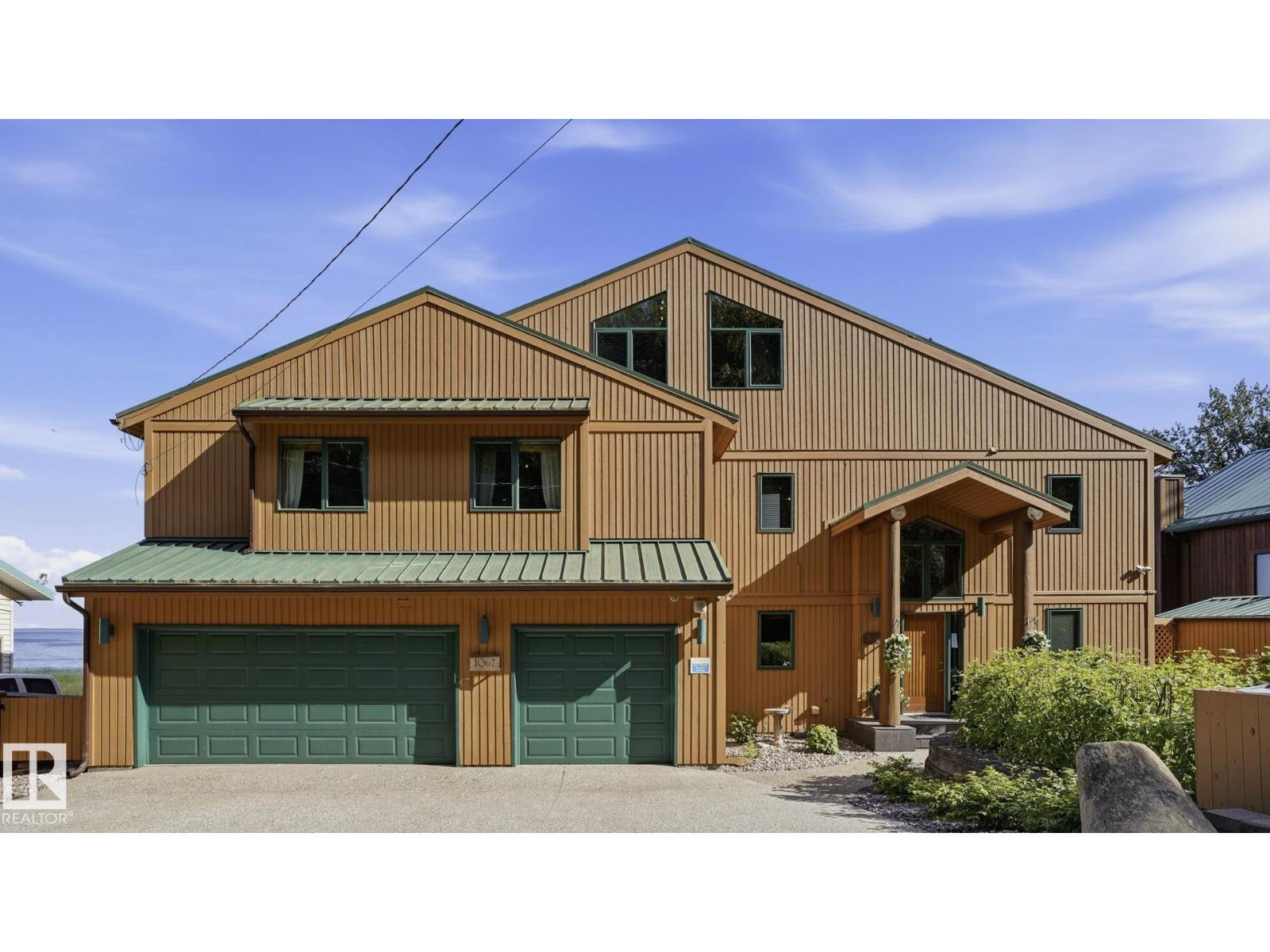 1067 1 Av Property Photo 2