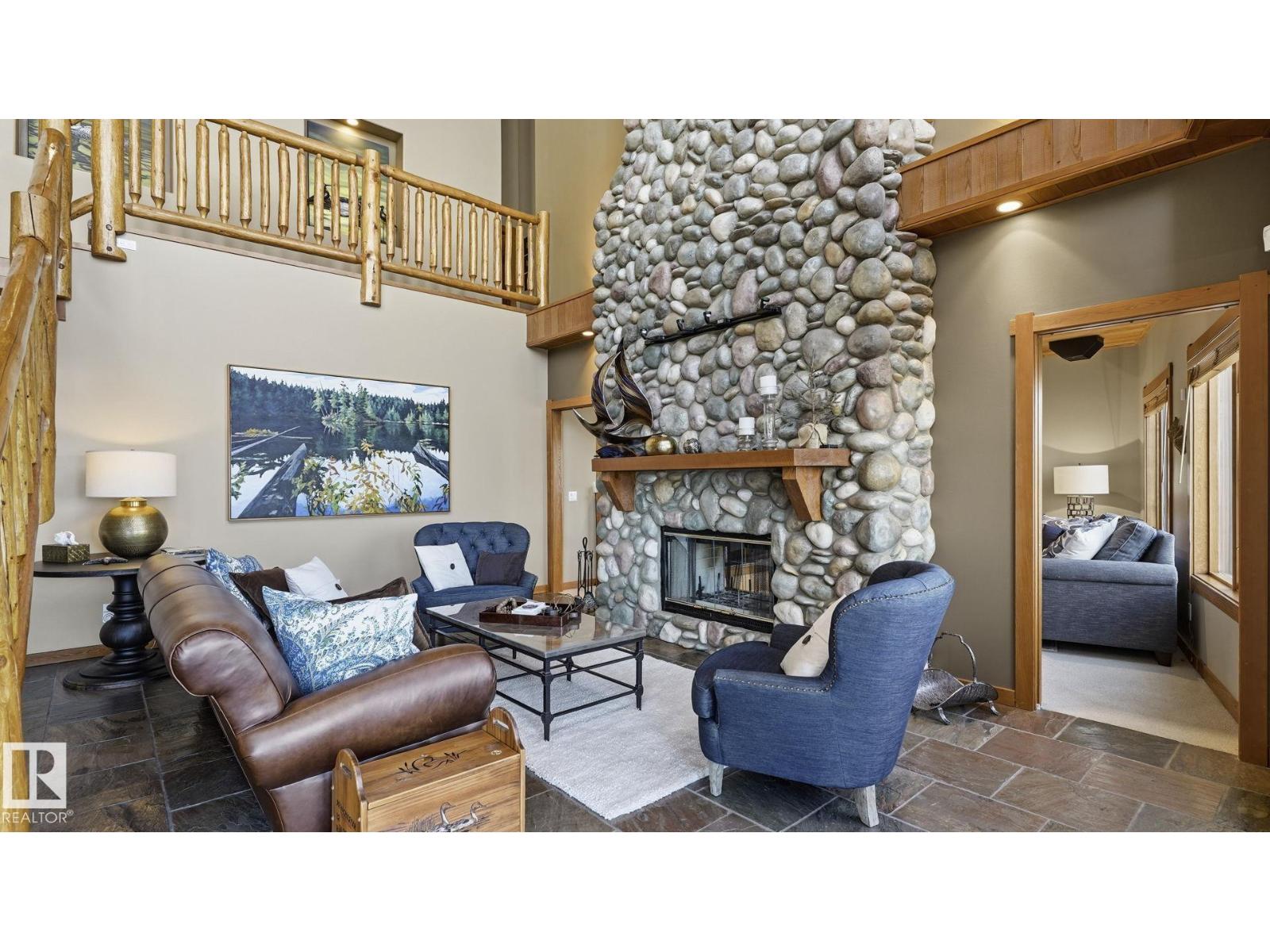 1067 1 Av Property Photo 19