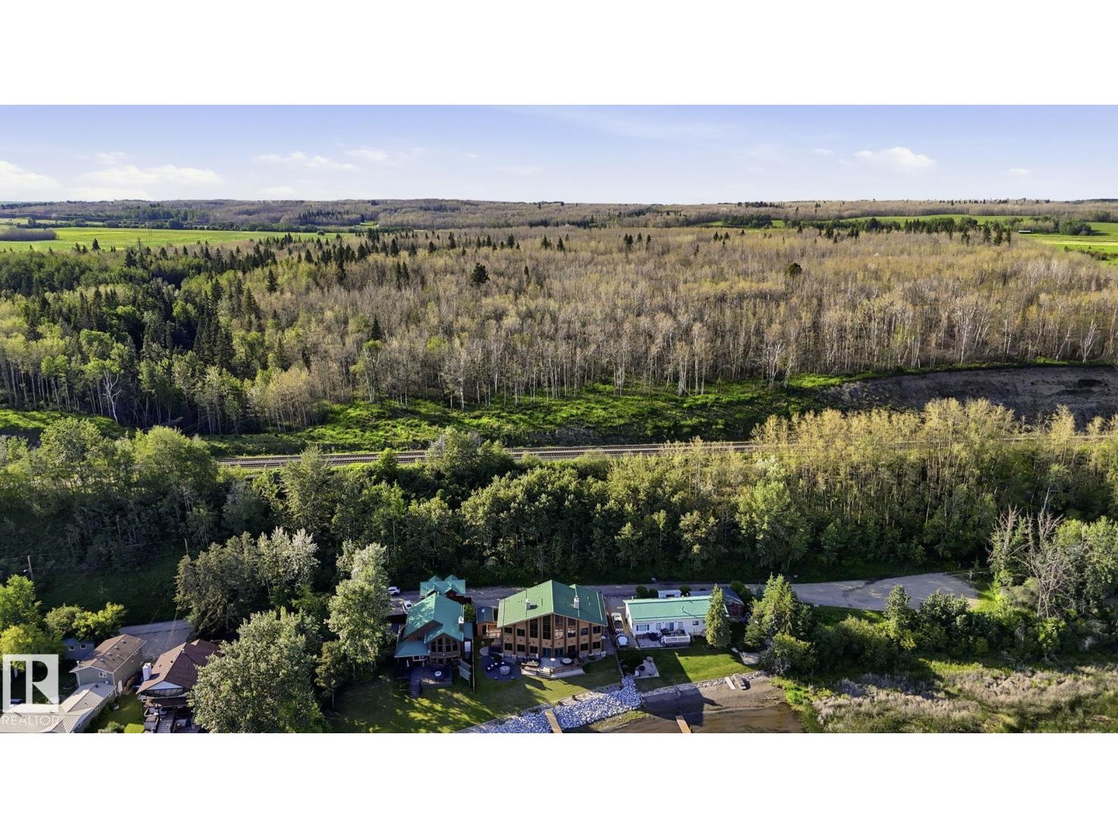 1067 1 Av Property Photo 67