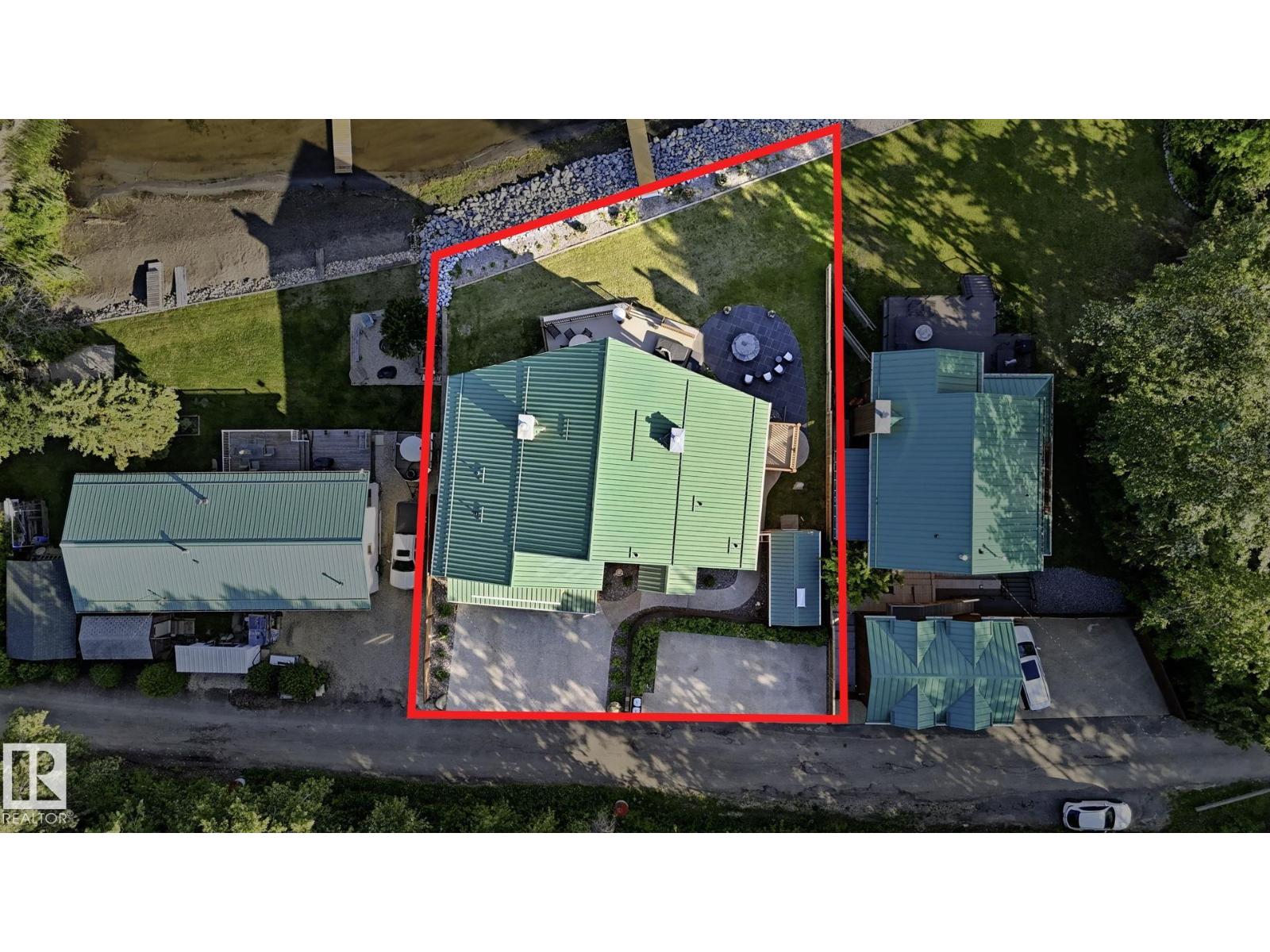 1067 1 Av Property Photo 70