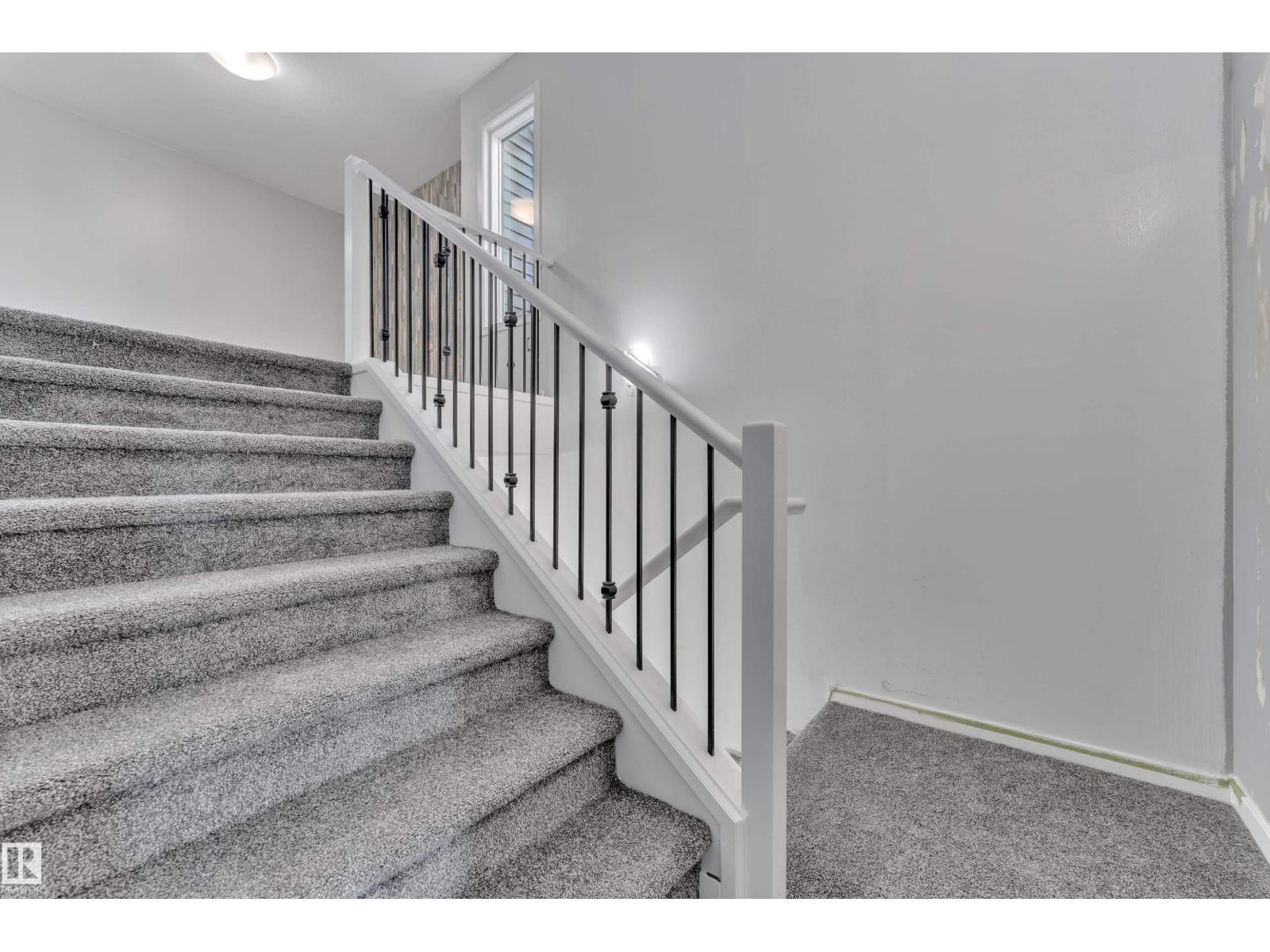 2268 Chokecherry Cl Sw Property Photo 19