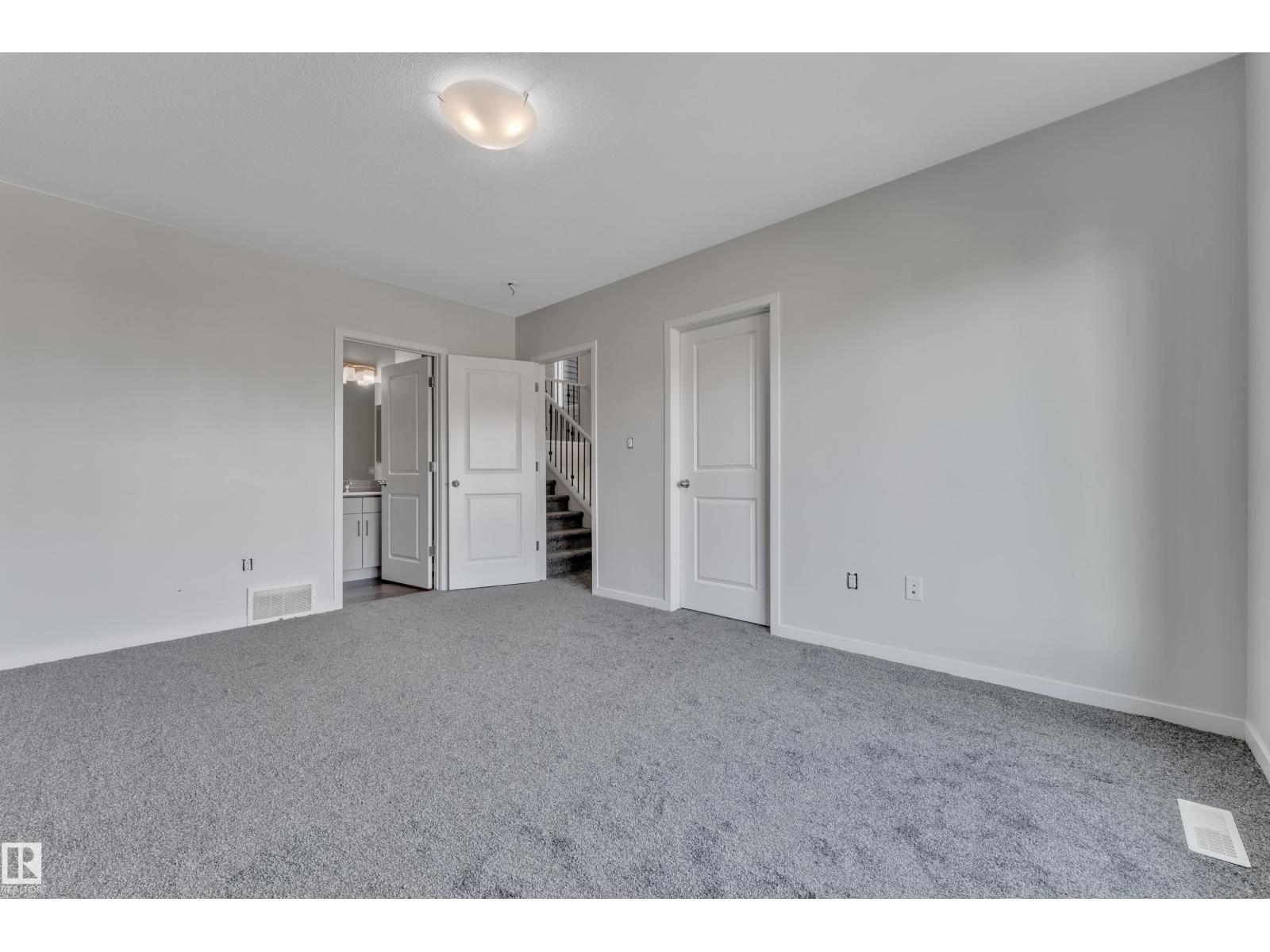2268 Chokecherry Cl Sw Property Photo 22