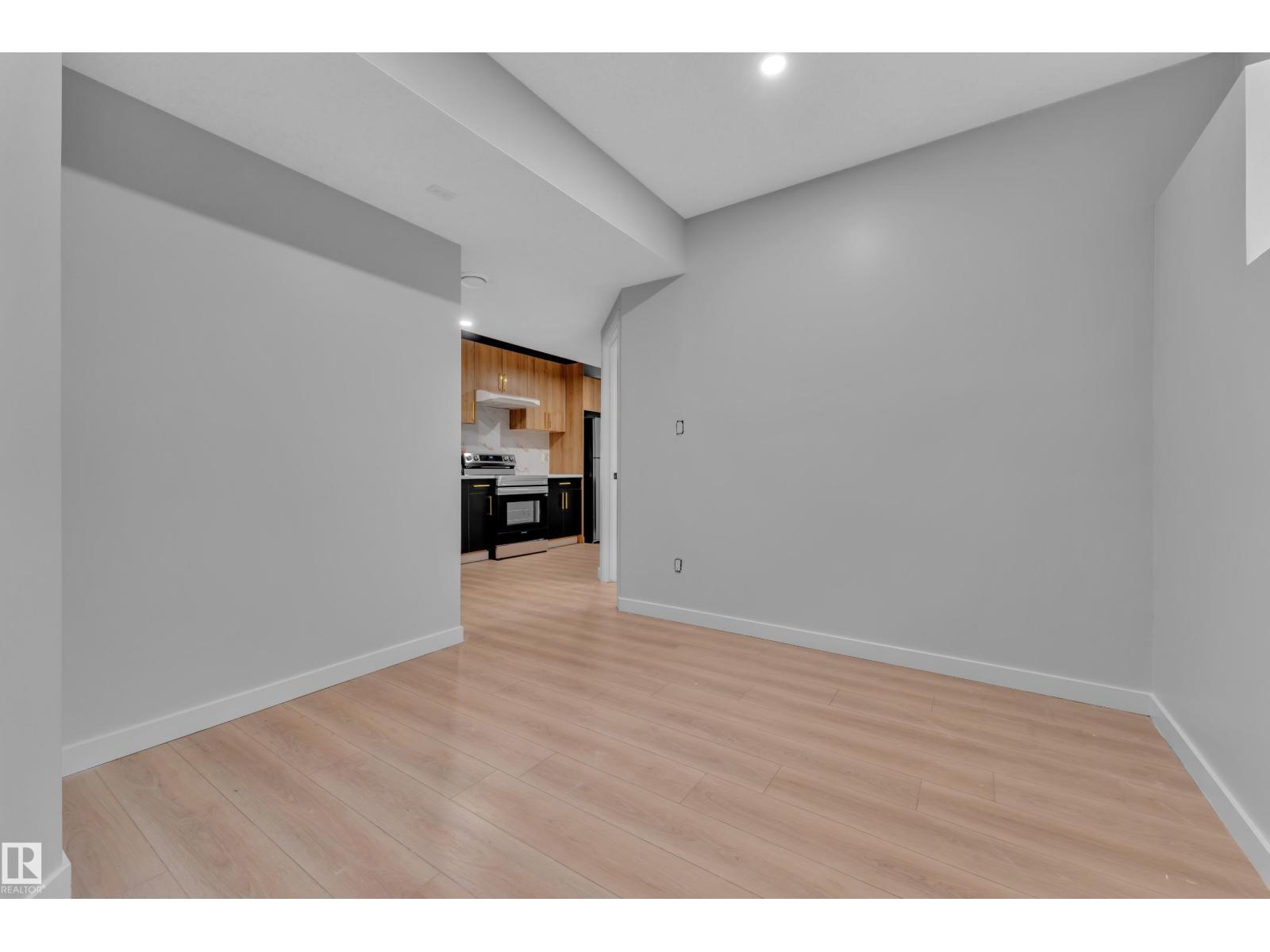 2268 Chokecherry Cl Sw Property Photo 32