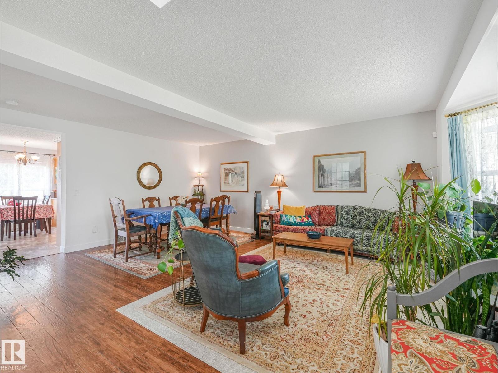 8 Craigen Co Property Photo 2