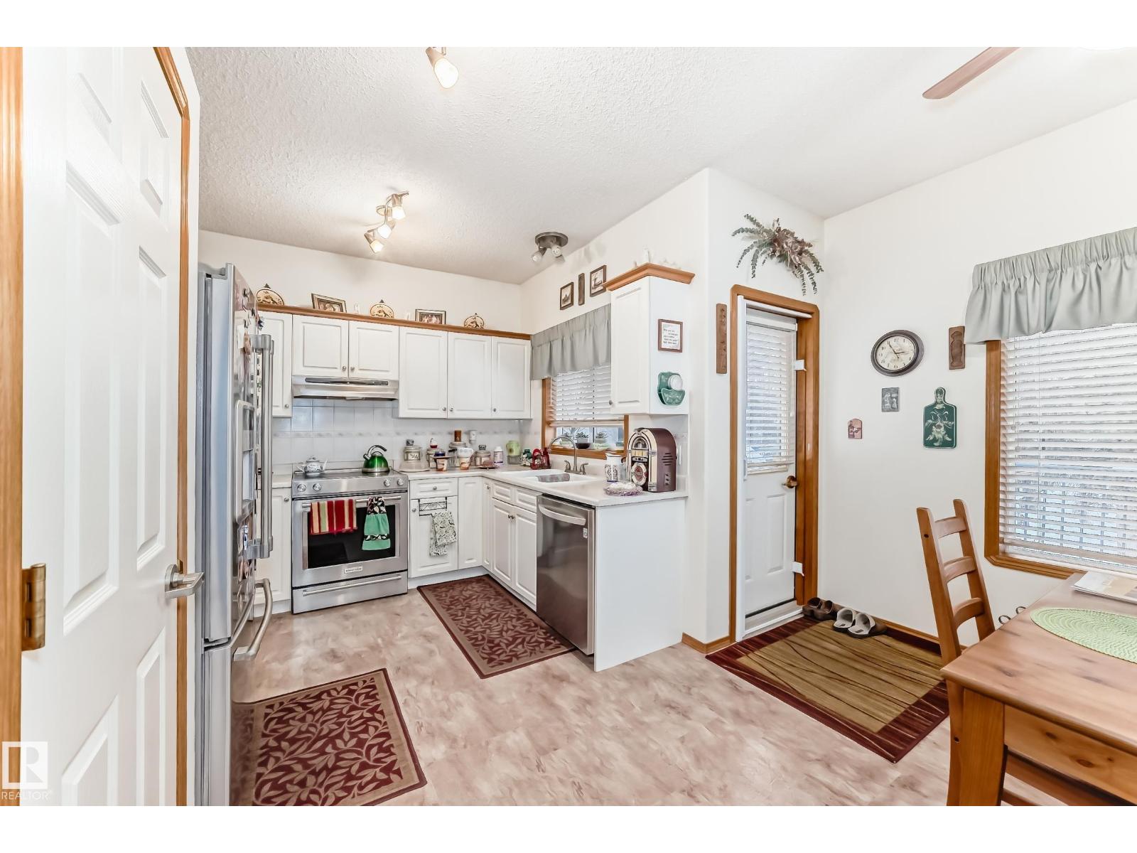 14 Linkside Pl Property Photo 7