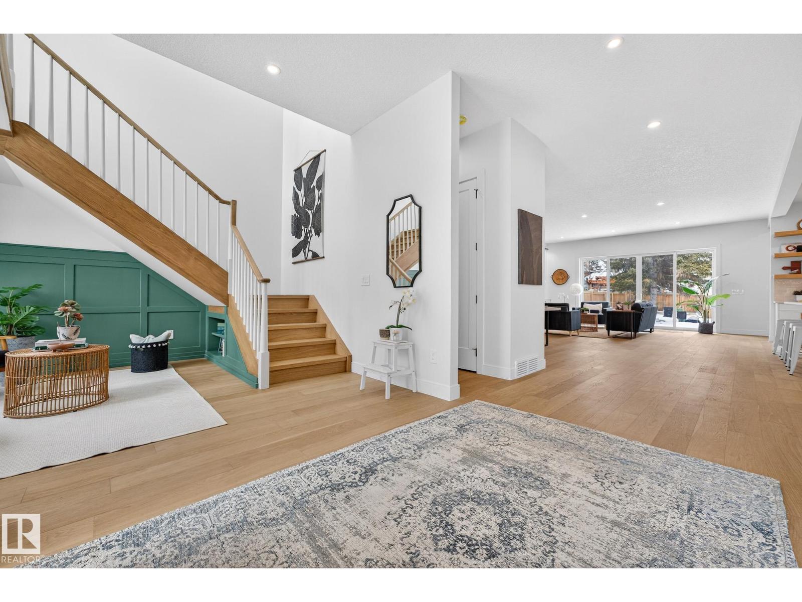 14004 89a Av Nw Property Photo 6