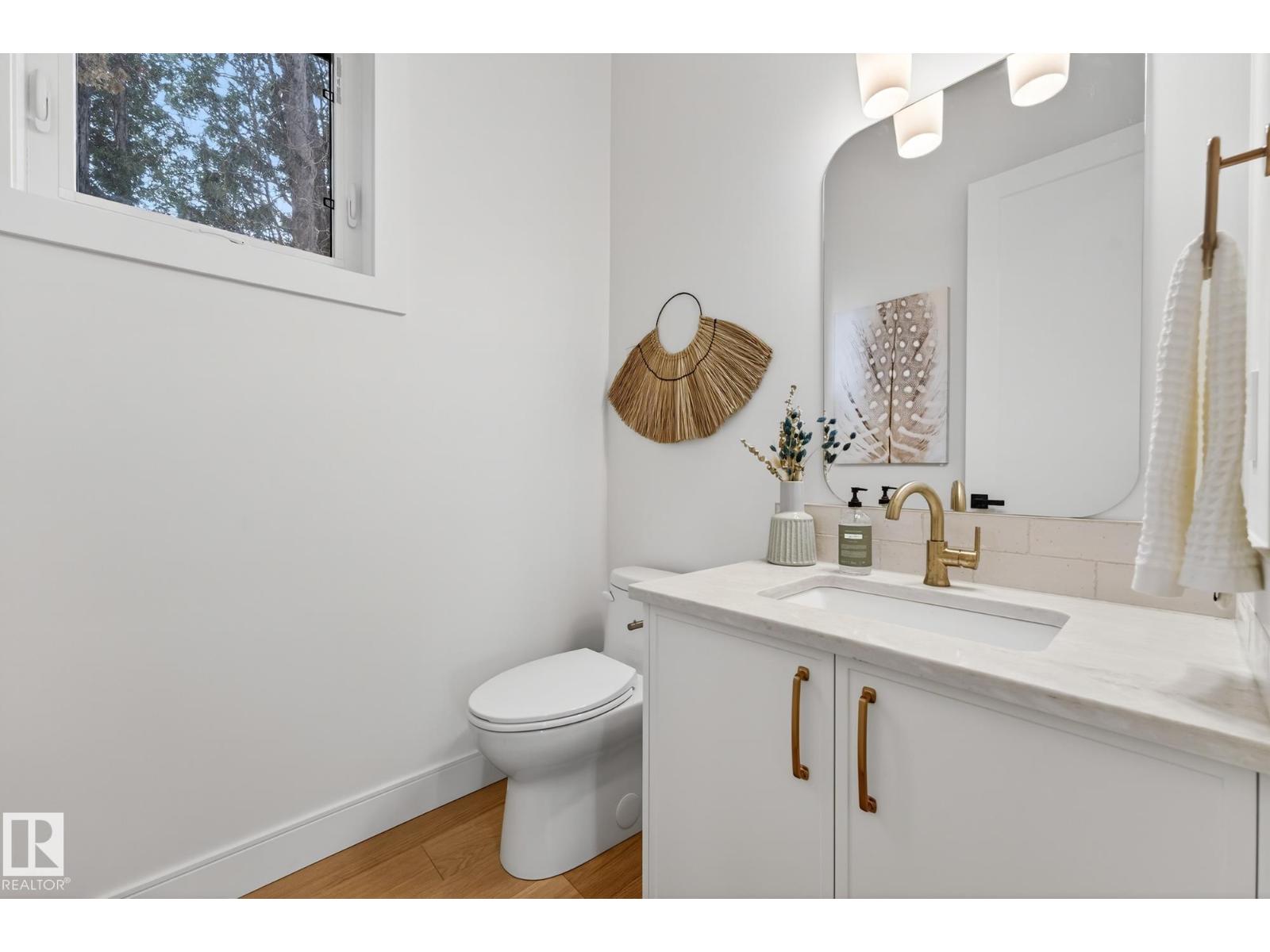 14004 89a Av Nw Property Photo 28