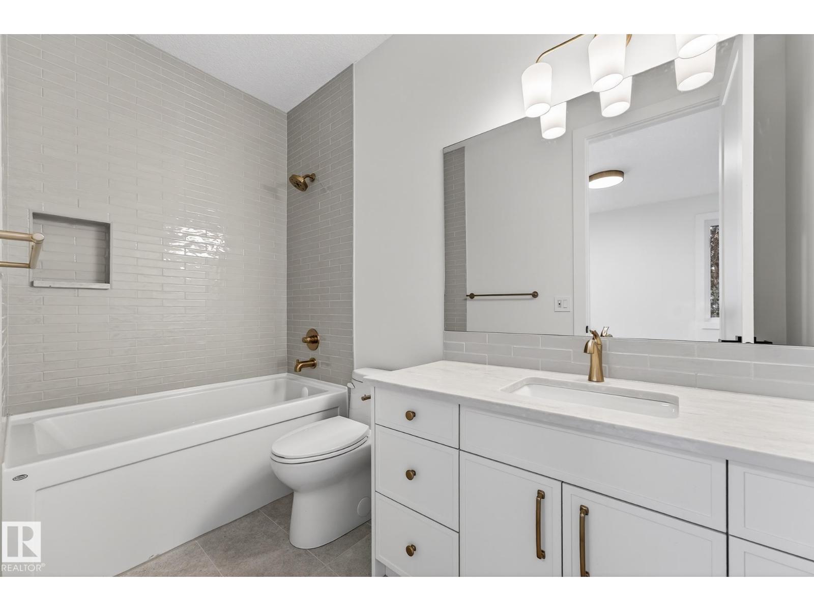 14004 89a Av Nw Property Photo 45