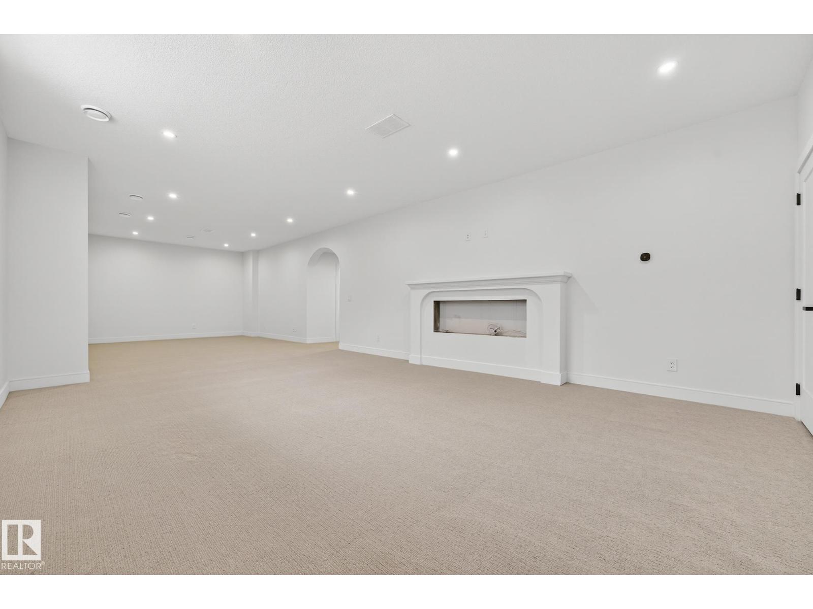 14004 89a Av Nw Property Photo 51