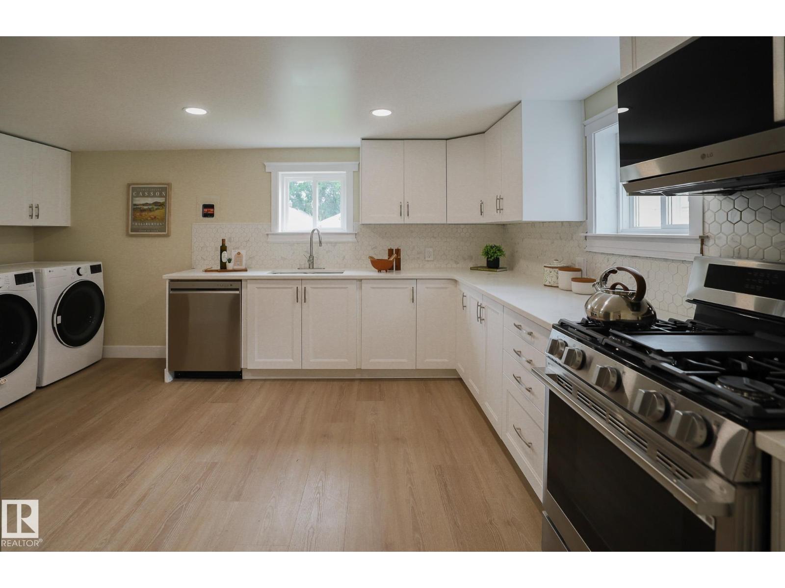 11536 95a St Nw Property Photo 5
