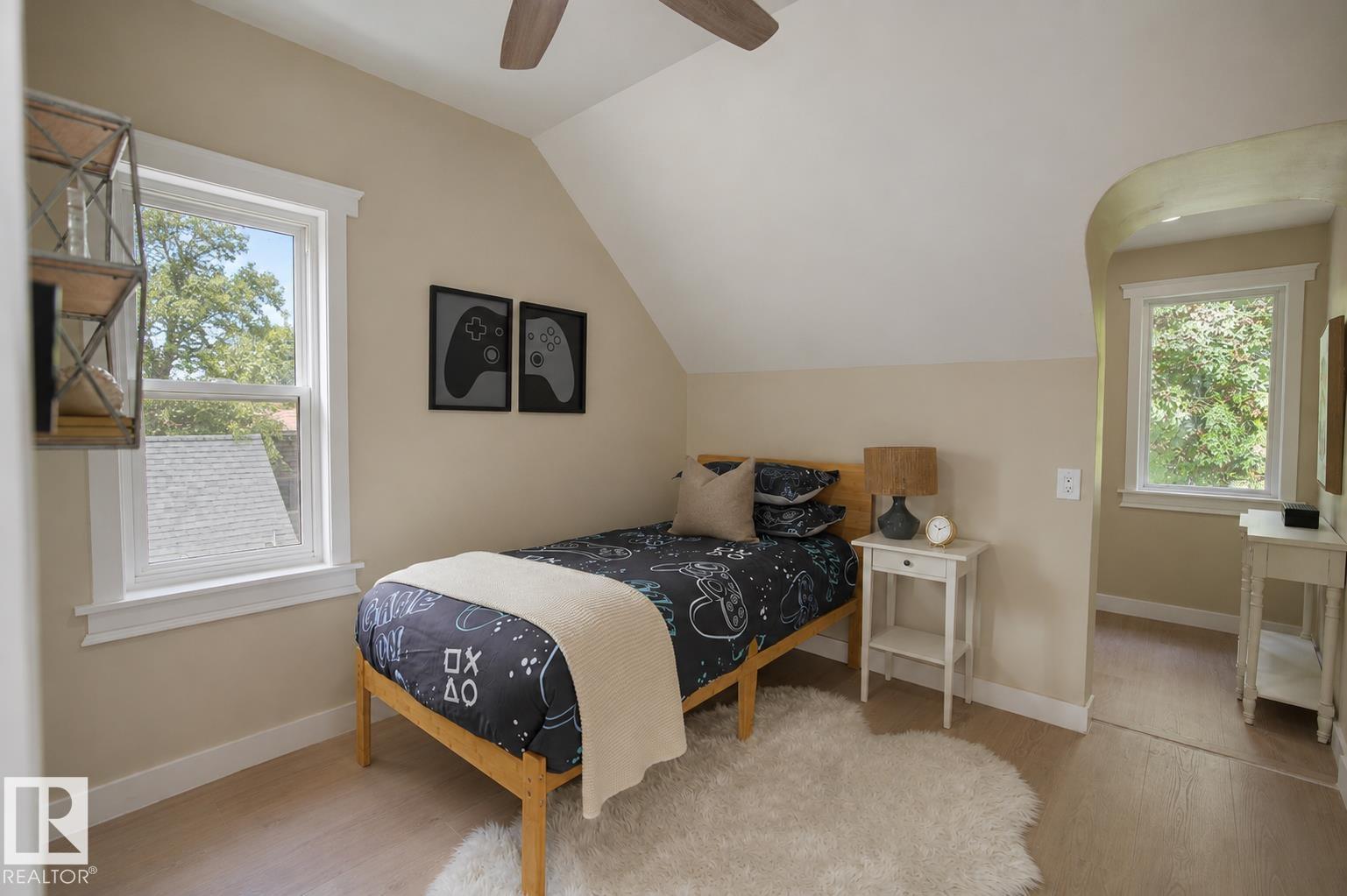 11536 95a St Nw Property Photo 20