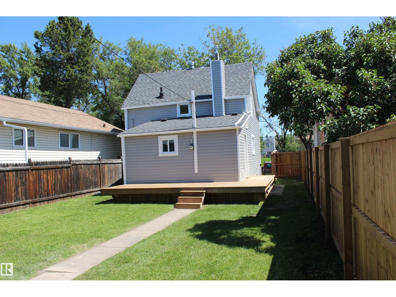 11536 95a St Nw Property Photo 24