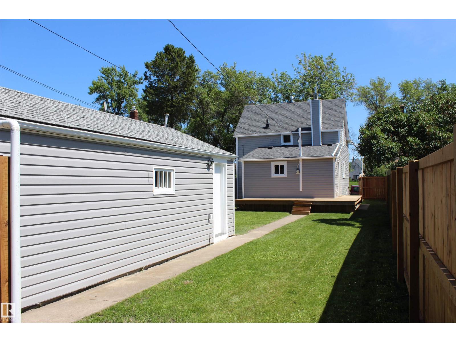 11536 95a St Nw Property Photo 28