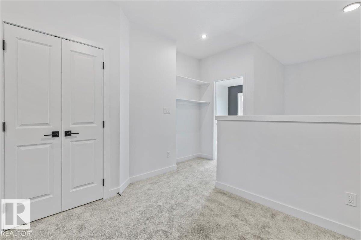 18 Juniper Wd Property Photo 20