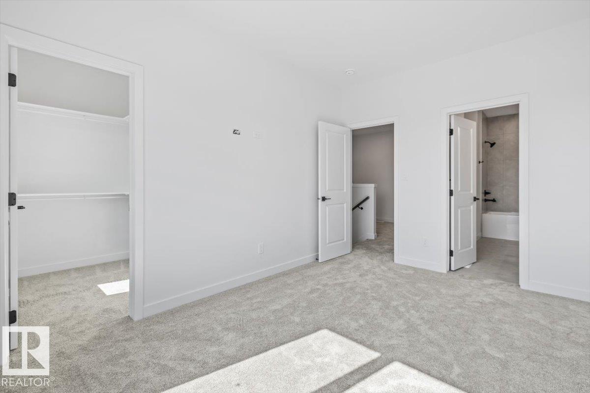 18 Juniper Wd Property Photo 27
