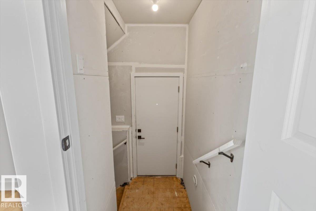 18 Juniper Wd Property Photo 30