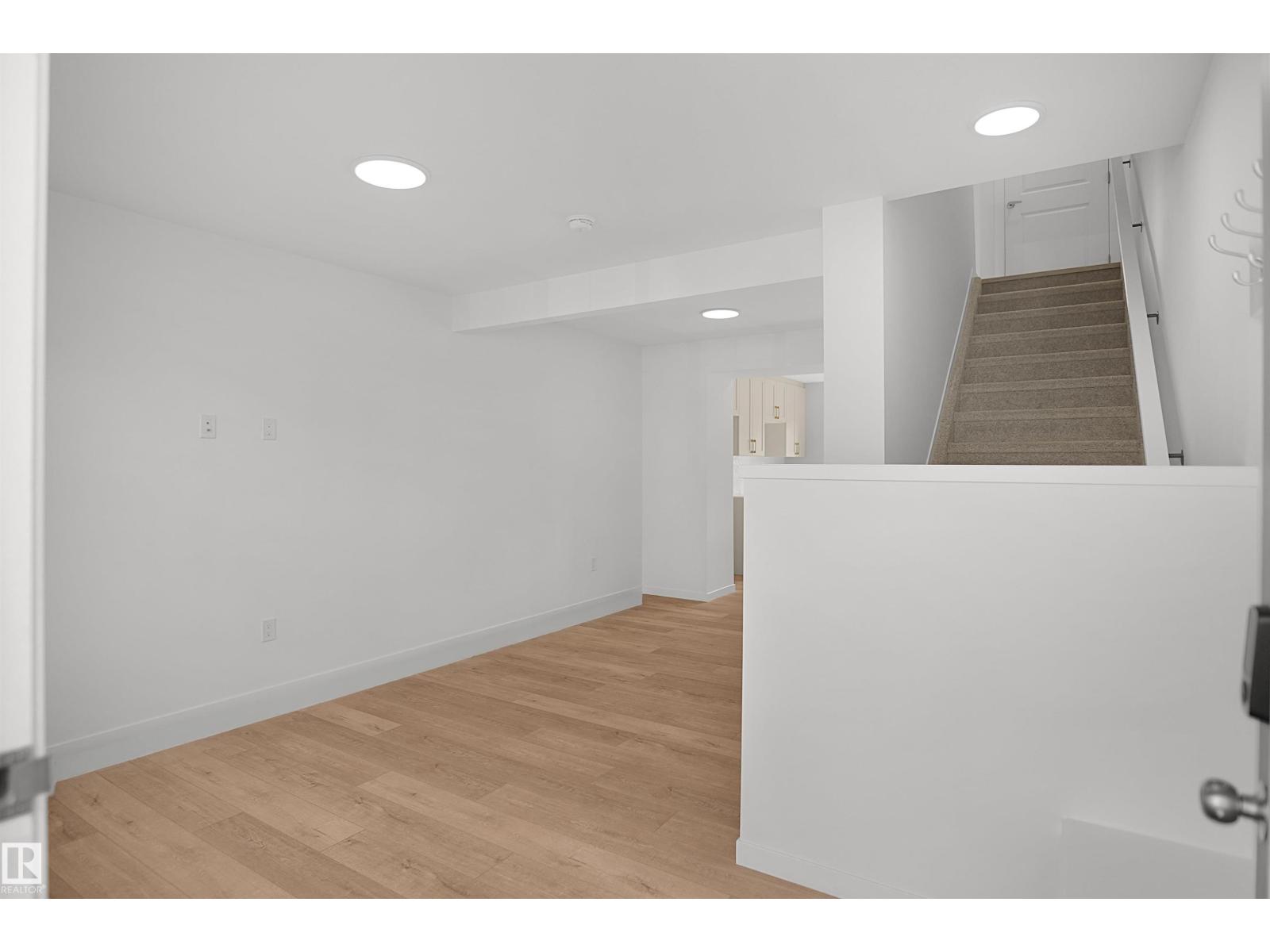 2119 210 St Nw Property Photo 3