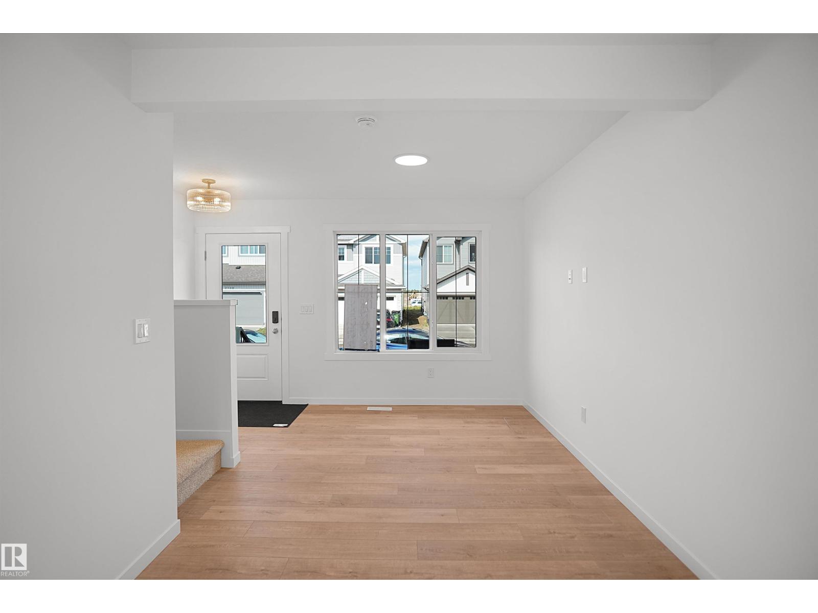 2119 210 St Nw Property Photo 8