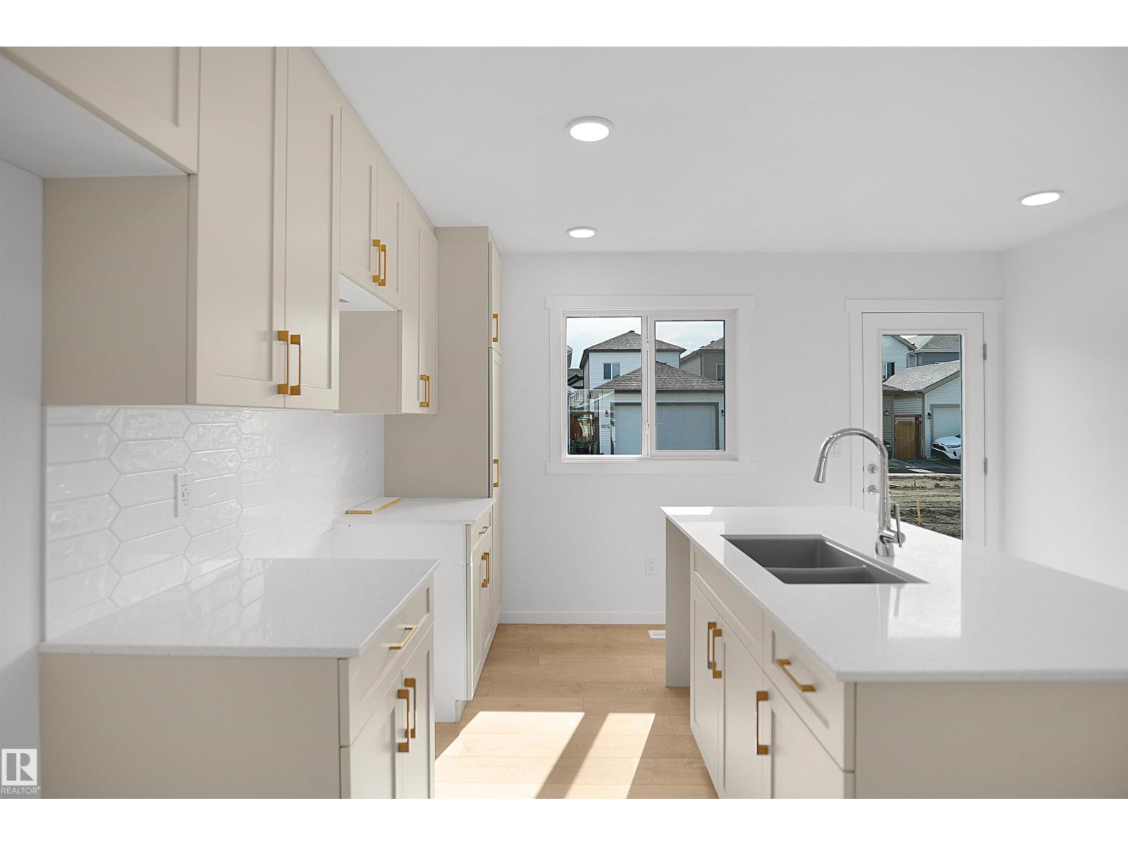 2119 210 St Nw Property Photo 14