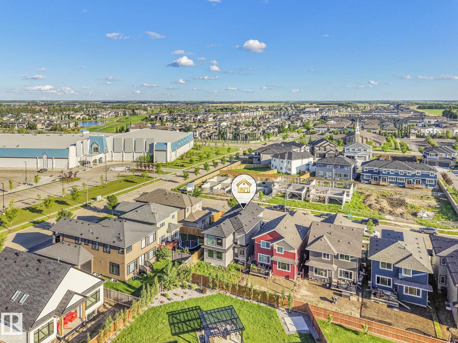 6608 51 Av Property Photo 9