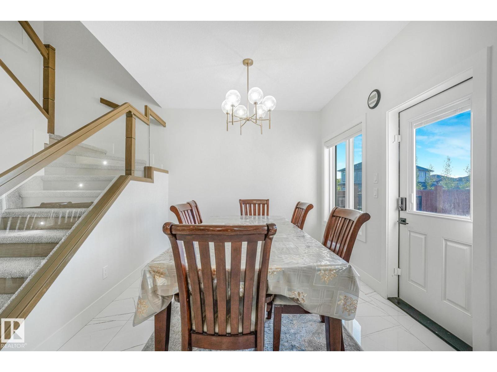 6608 51 Av Property Photo 34