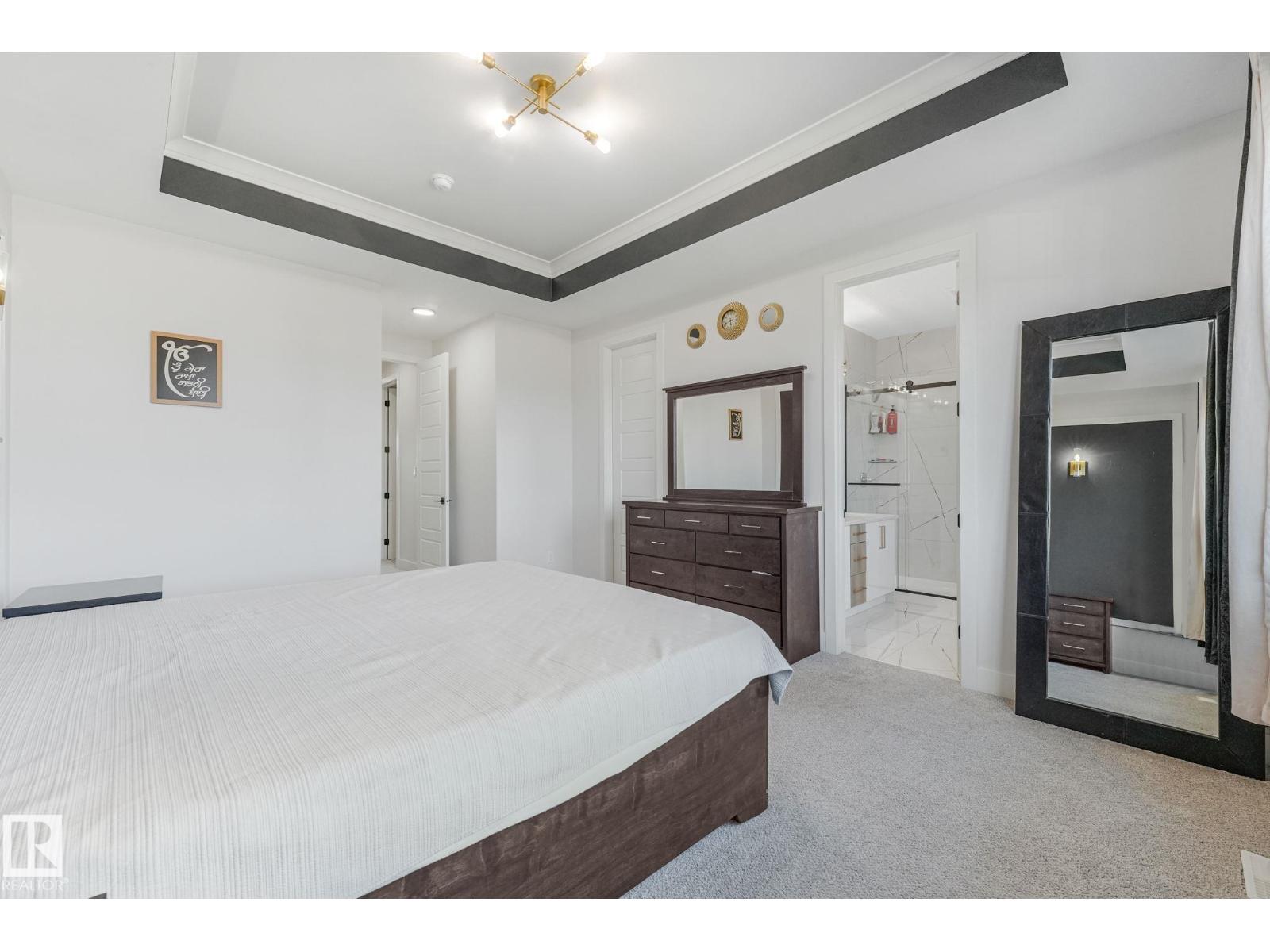 6608 51 Av Property Photo 56