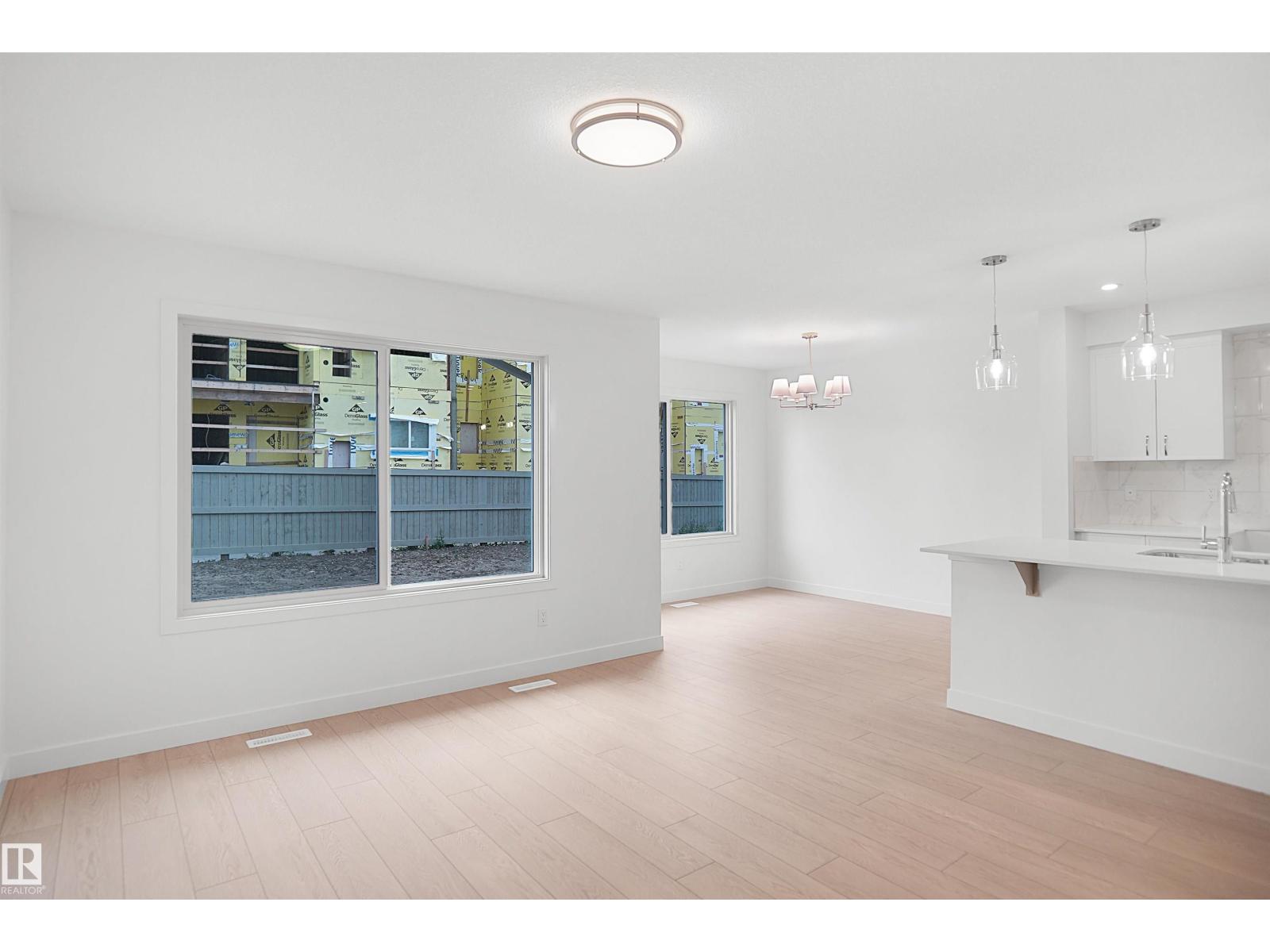 1408 11 St Nw Property Photo 7