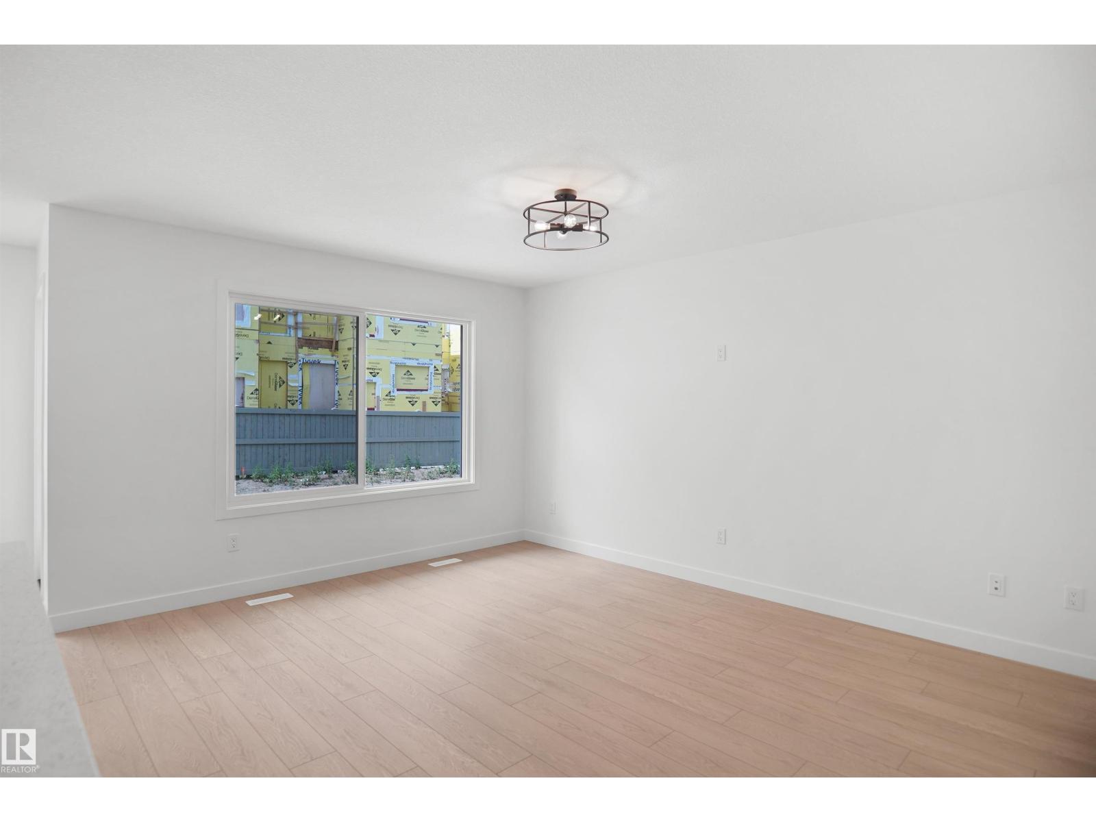 1410 11 St Nw Property Photo 5
