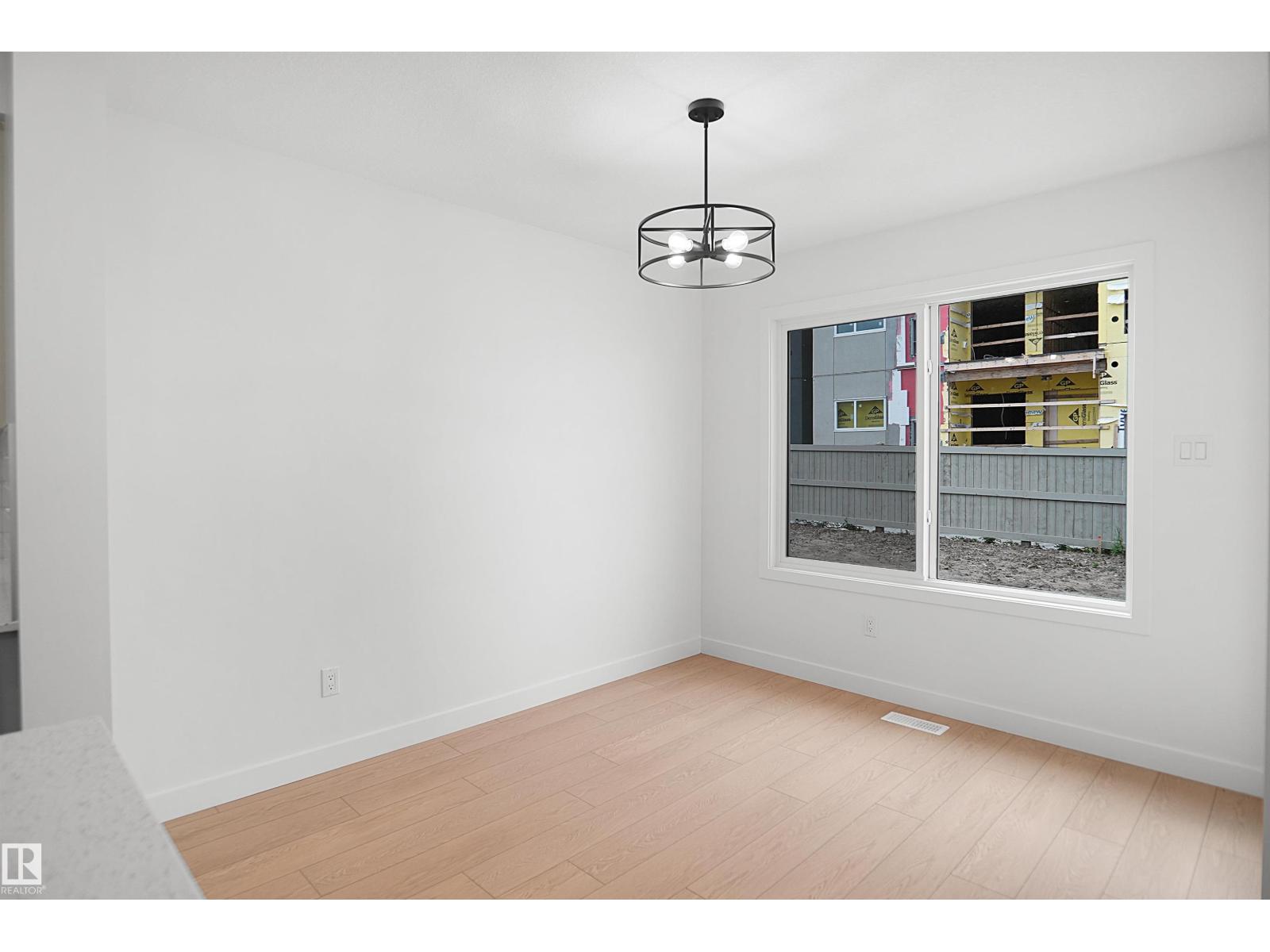 1410 11 St Nw Property Photo 16