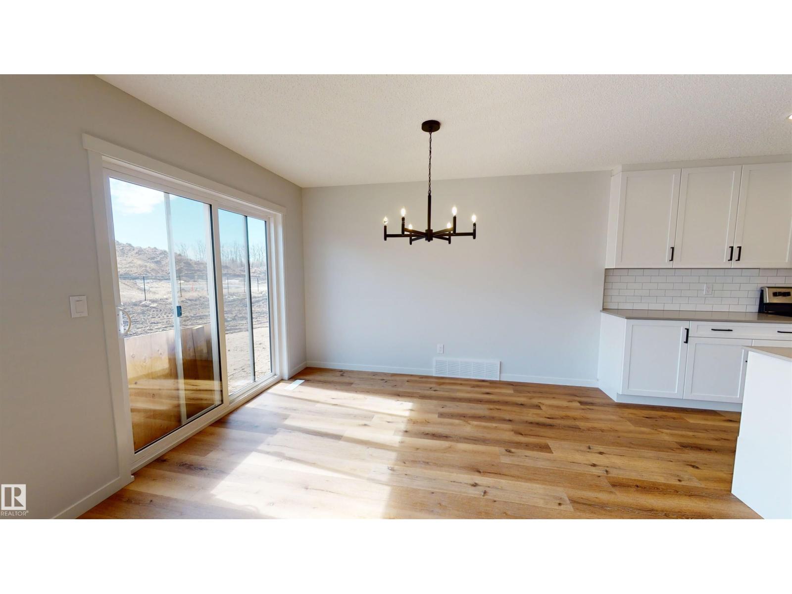 94 Stetson Lo Property Photo 17
