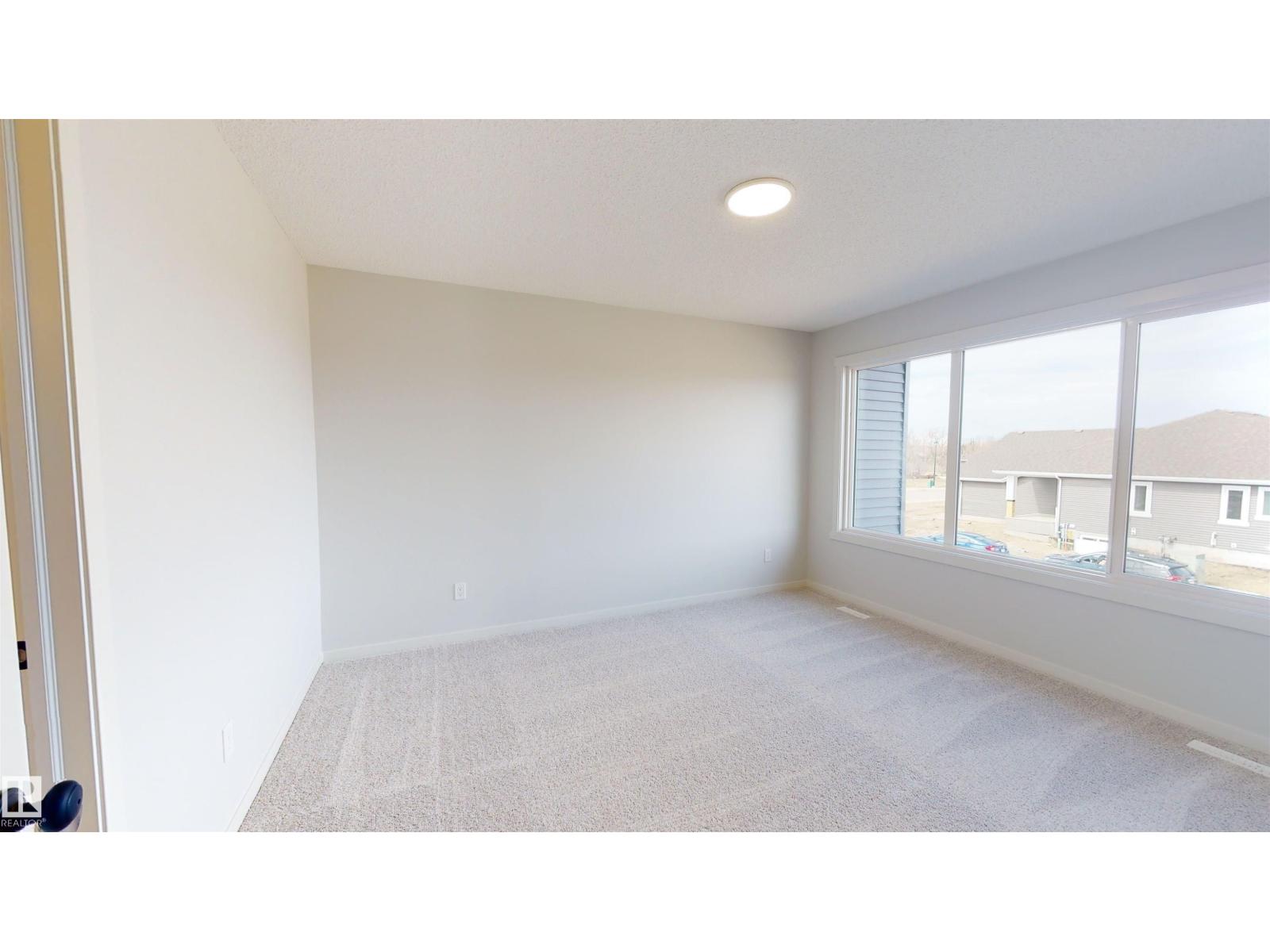 94 Stetson Lo Property Photo 23