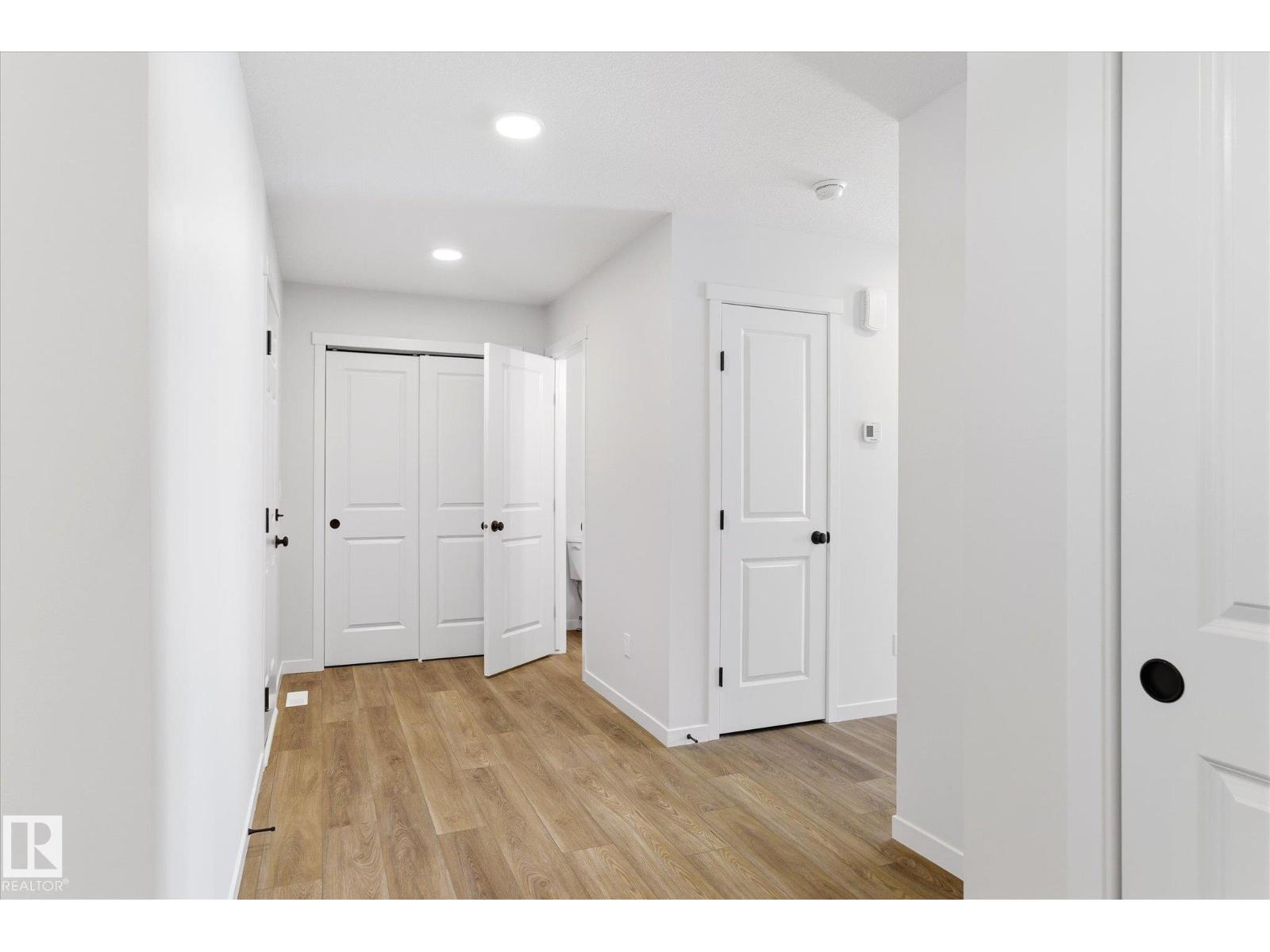 90 Stetson Lo Property Photo 17