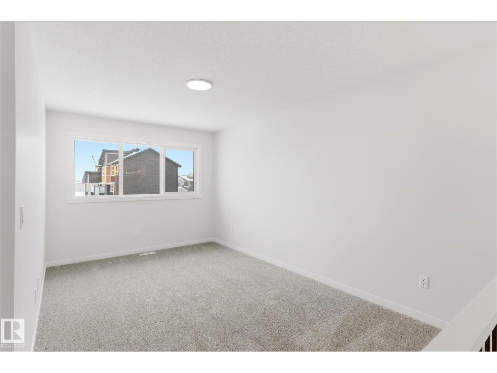 90 Stetson Lo Property Photo 23