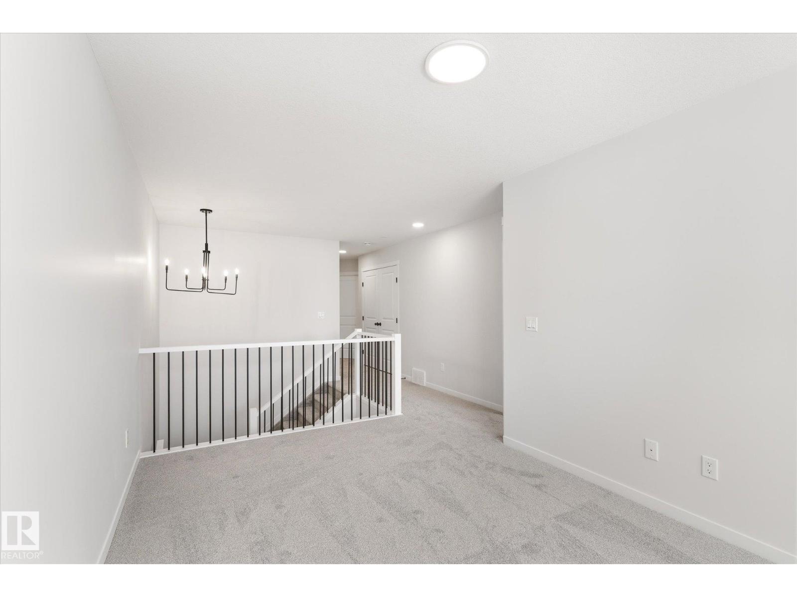 90 Stetson Lo Property Photo 24