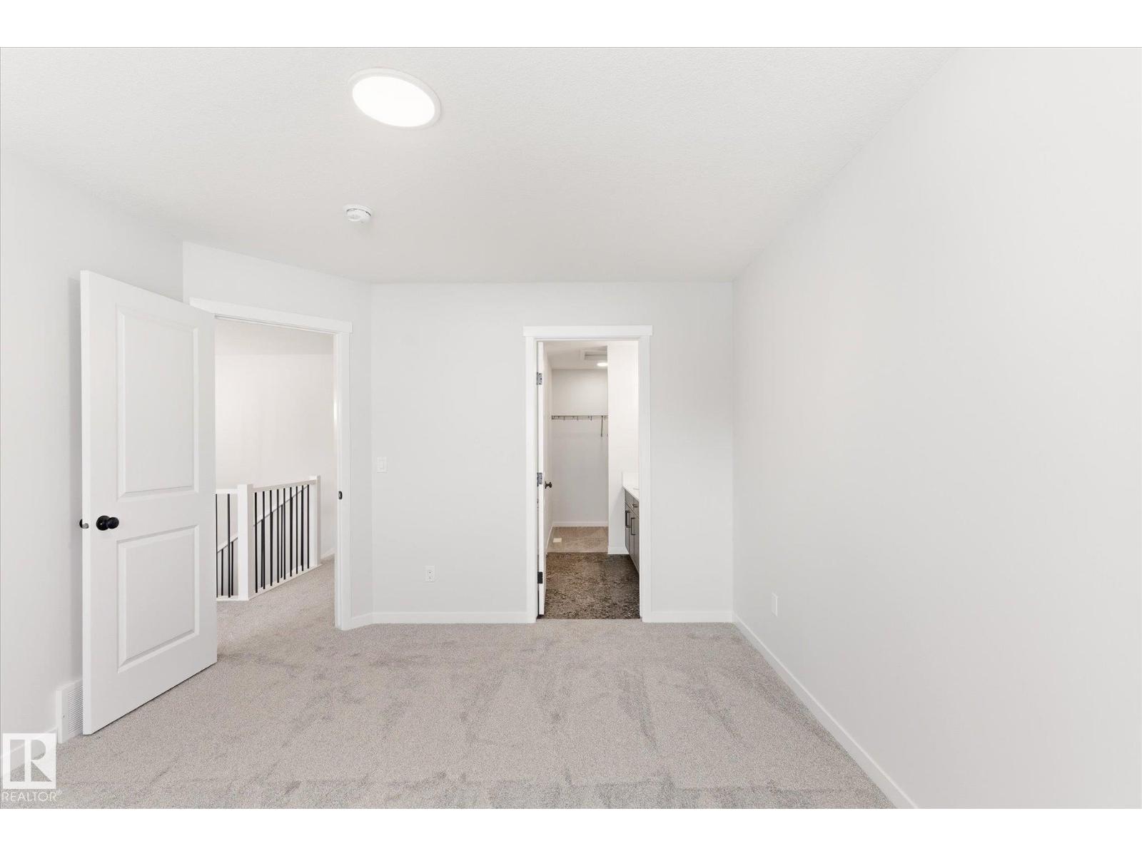 90 Stetson Lo Property Photo 27