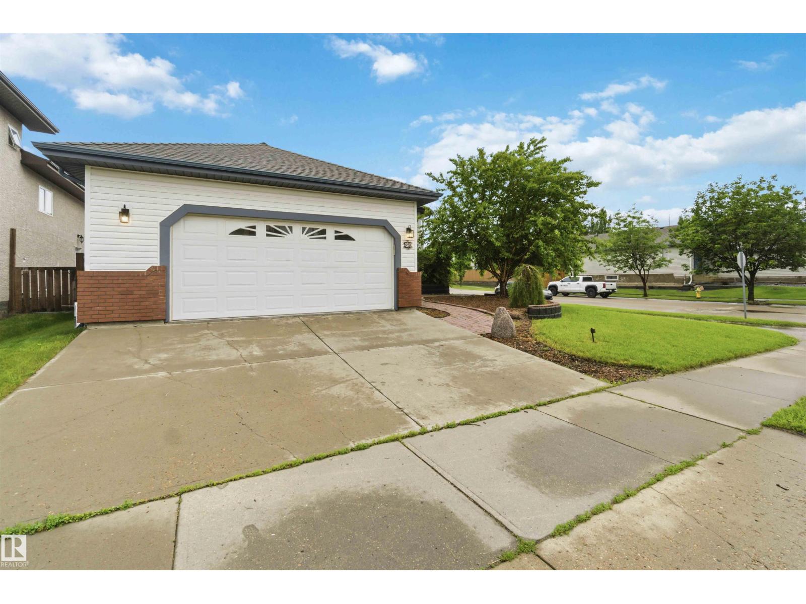 29 Rue Bouchard Property Photo 3