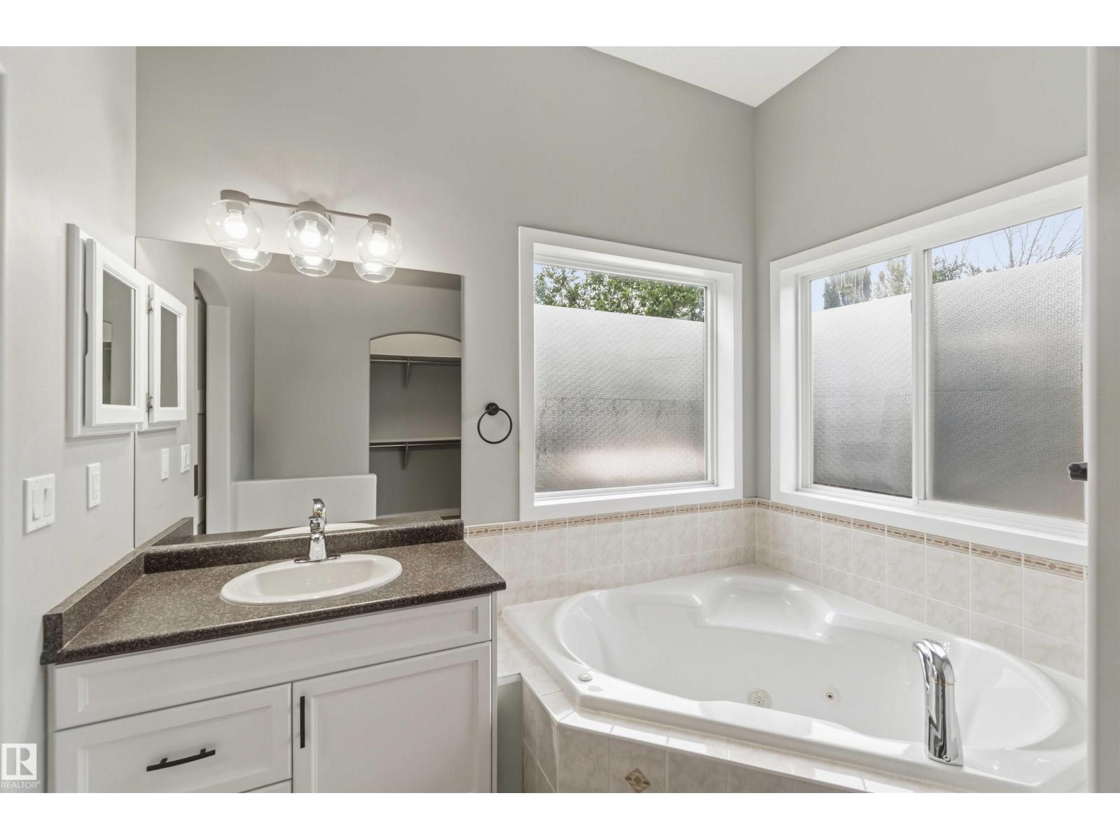 29 Rue Bouchard Property Photo 46
