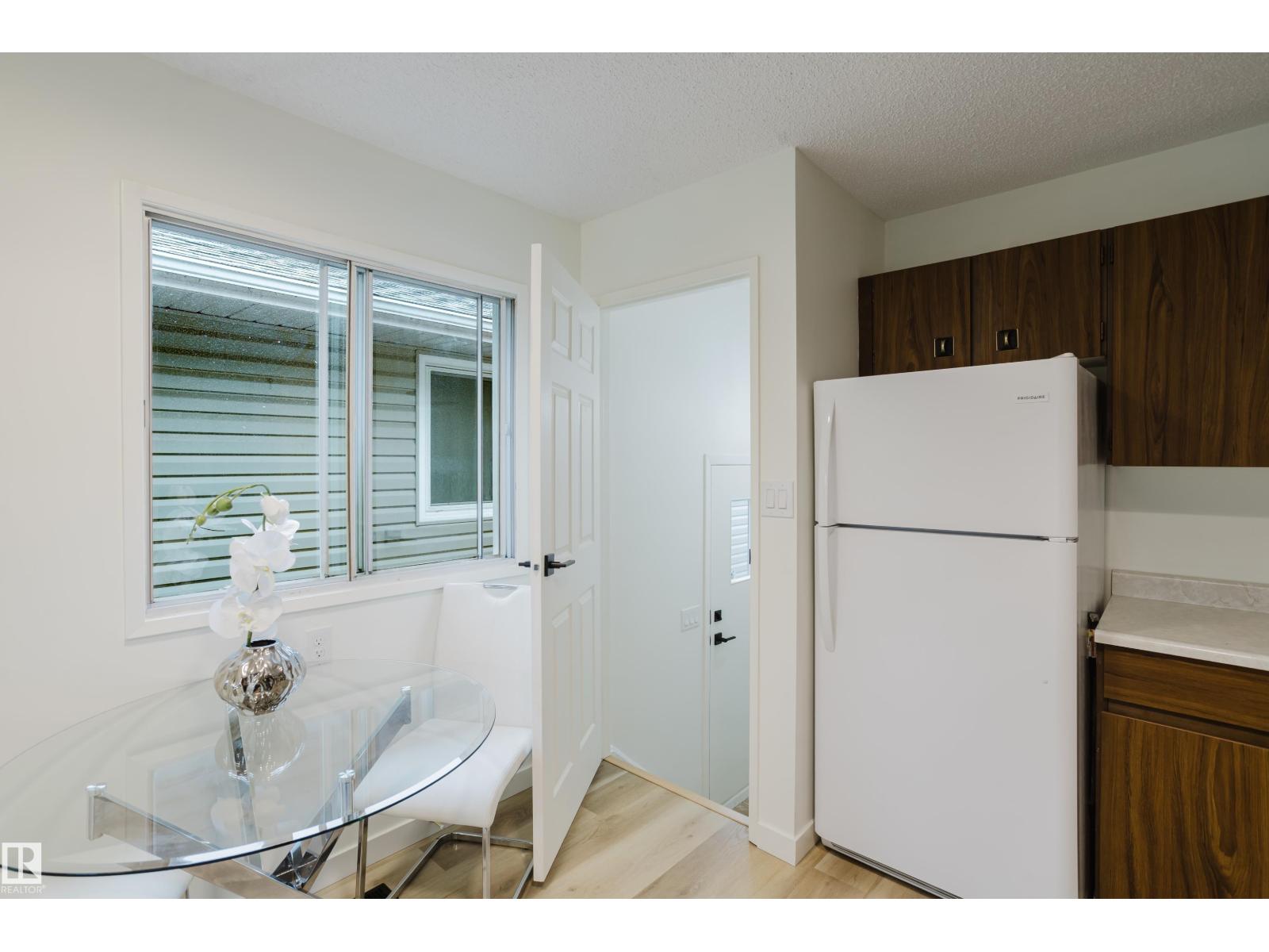 11208 69 St Nw Property Photo 16