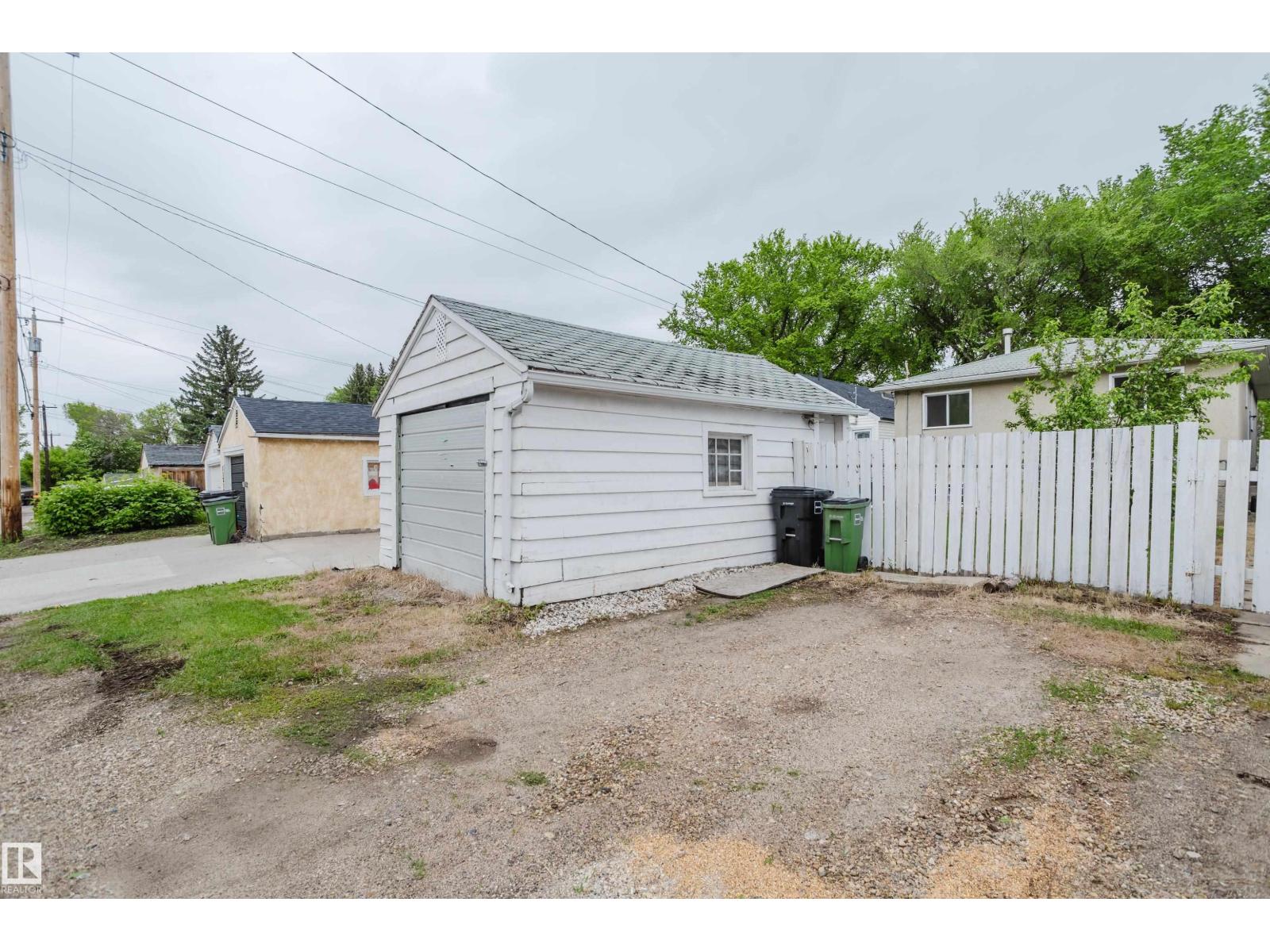11208 69 St Nw Property Photo 39